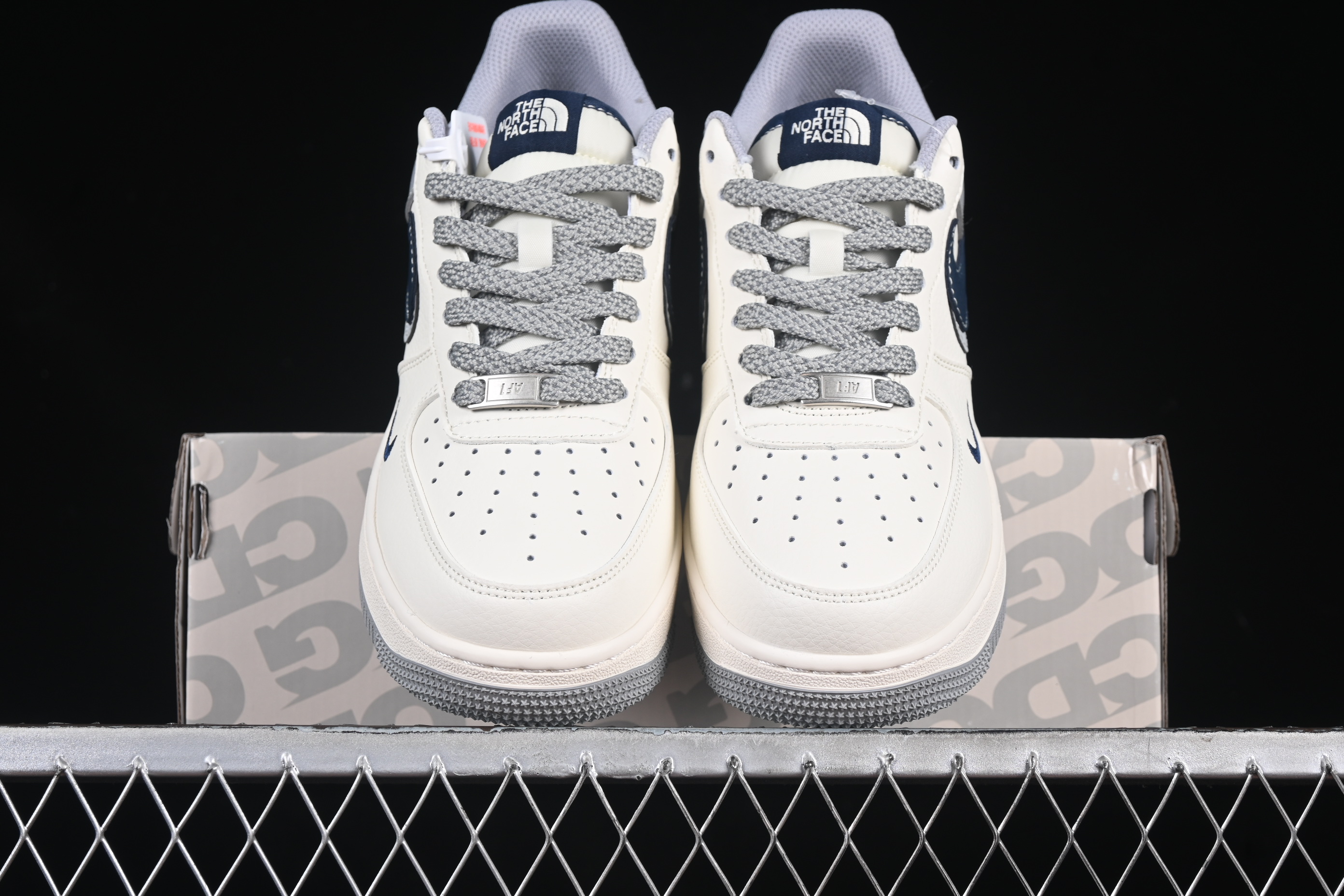 Nk Air Force 1'07 Low North Side Co-branded gray-blue double Hook XS1958-520 36-45