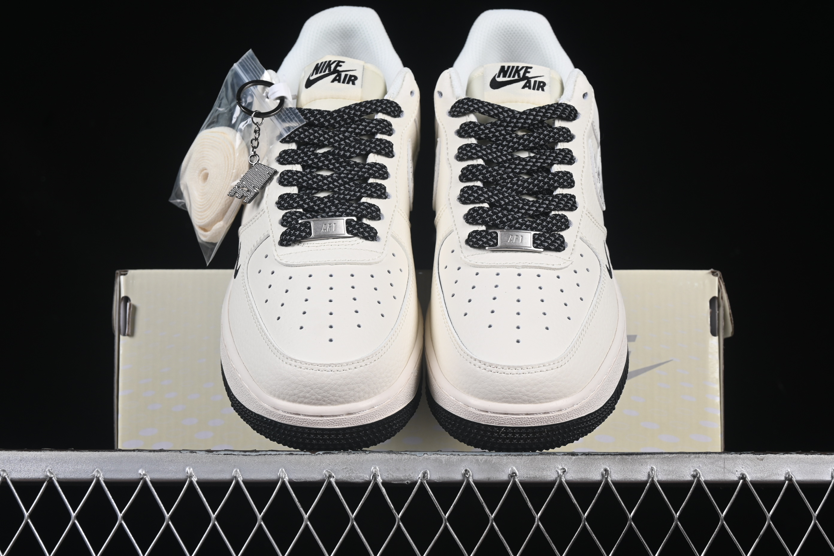 Nk Air Force 1'07 Low NIKE collaboration Mi Black Multi Little Hook HH7518-046 36-45