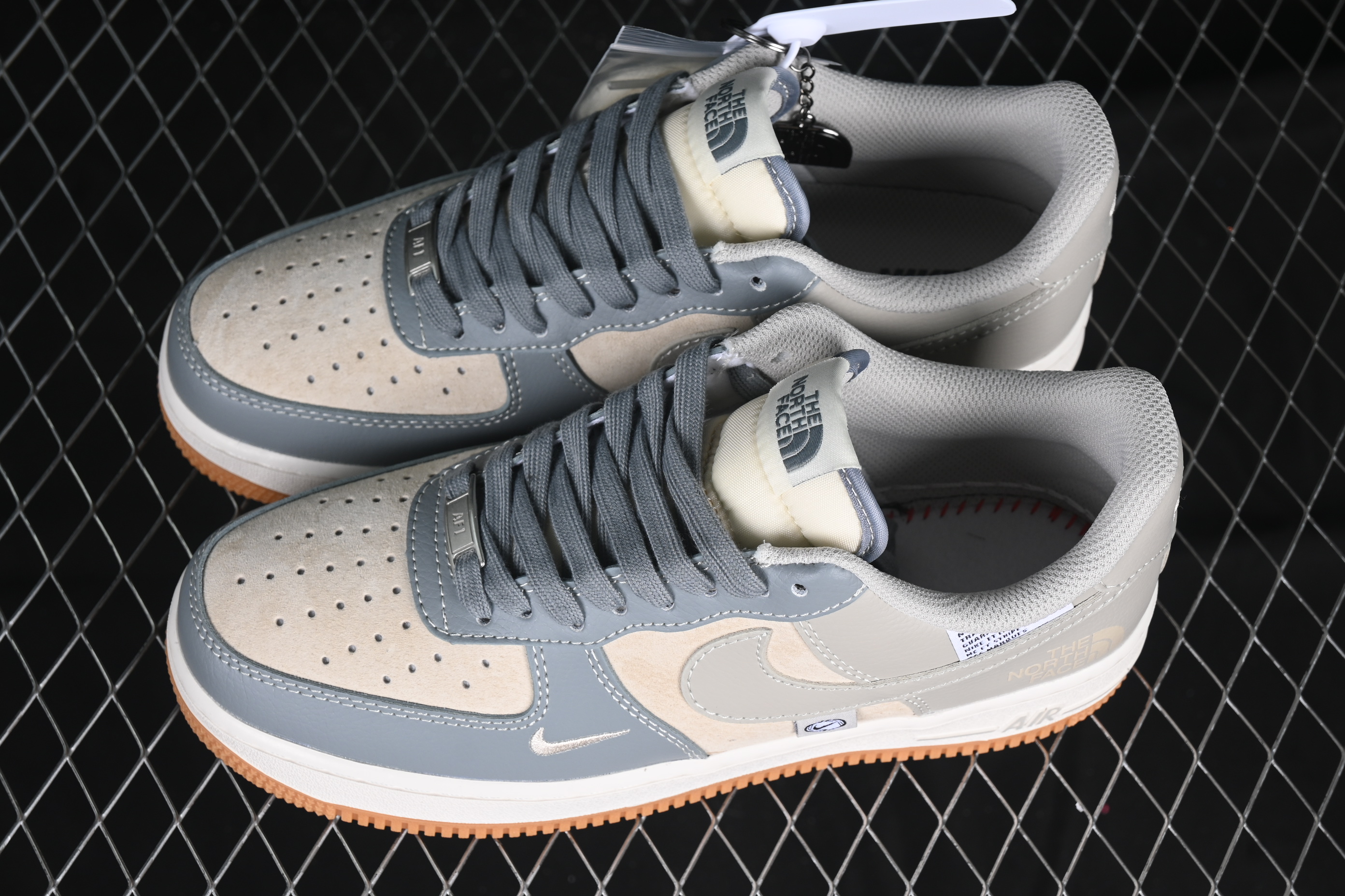 Nk Air Force 1'07 Low North Side Co-branded light blue raw rubber DM6688-022 36-45