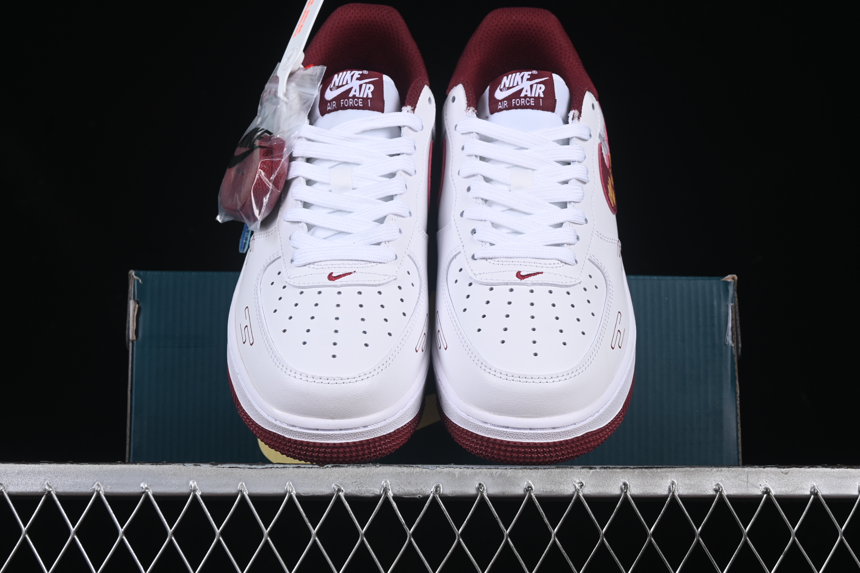 Nk Air Force 1'07 Low Nezha 2D hand-drawn Graffiti Dominating the scene FV5888-105 36-45