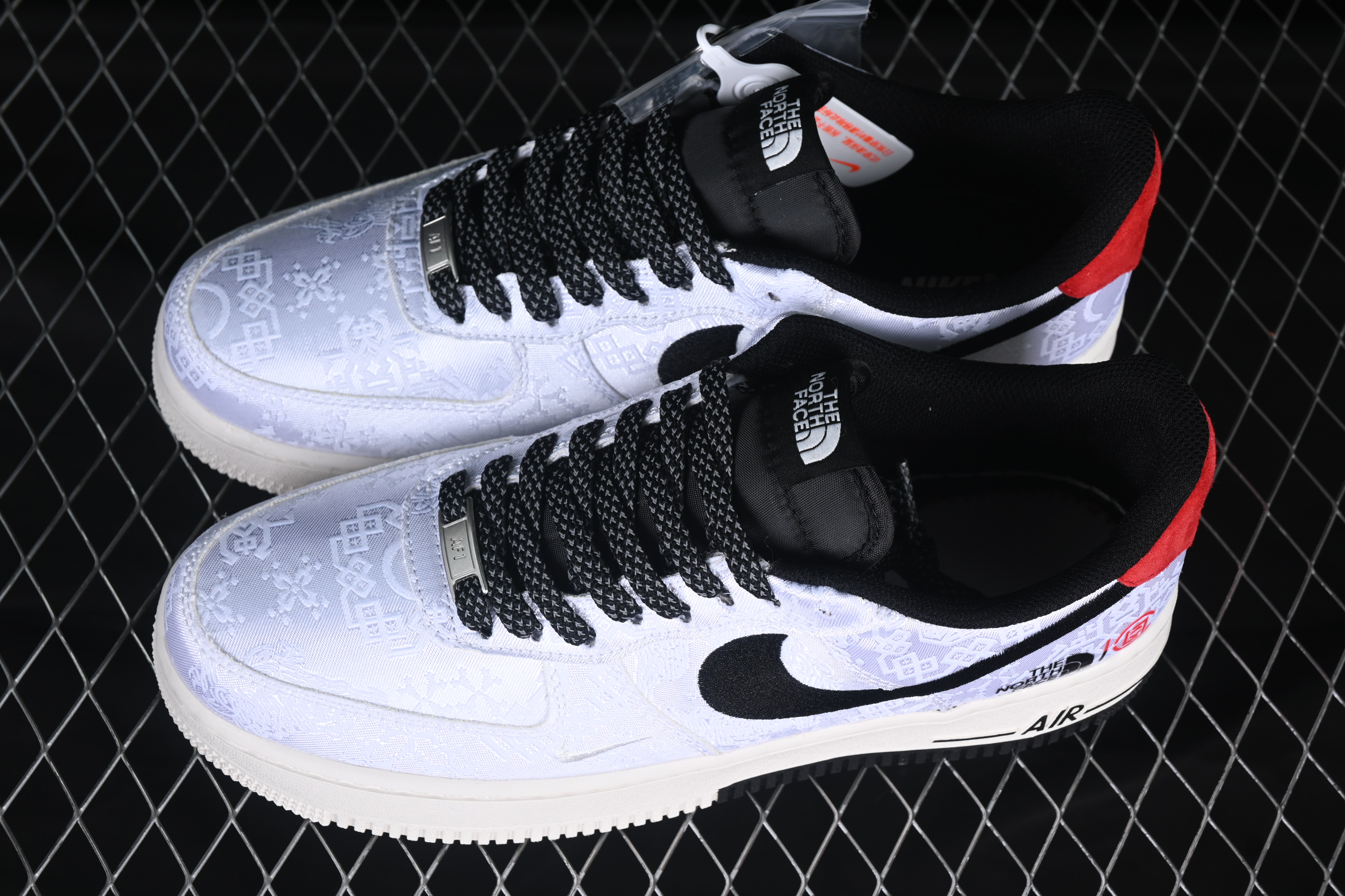 Nk Air Force 1'07 Low North Face Crown Co-branded Double Pinyin White Silk DM6868-054 36-45