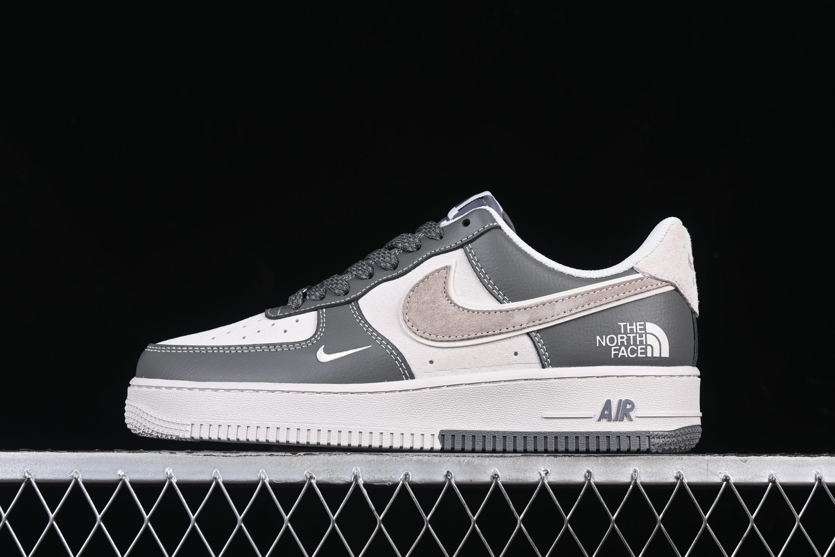 Nk Air Force 1
