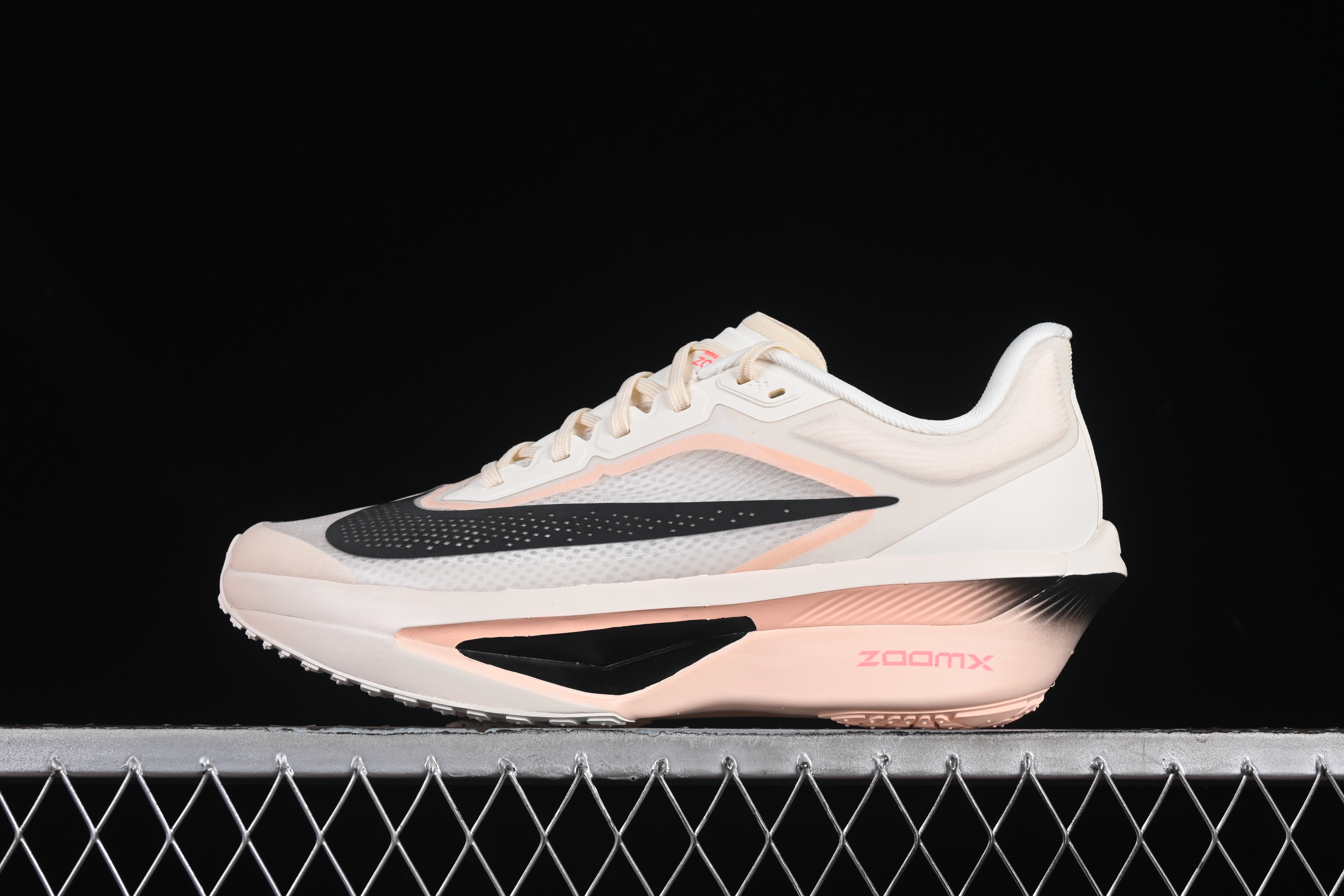 J version Nk Zoom Fly 6 Nike Super Elastic and lightweight running shoes