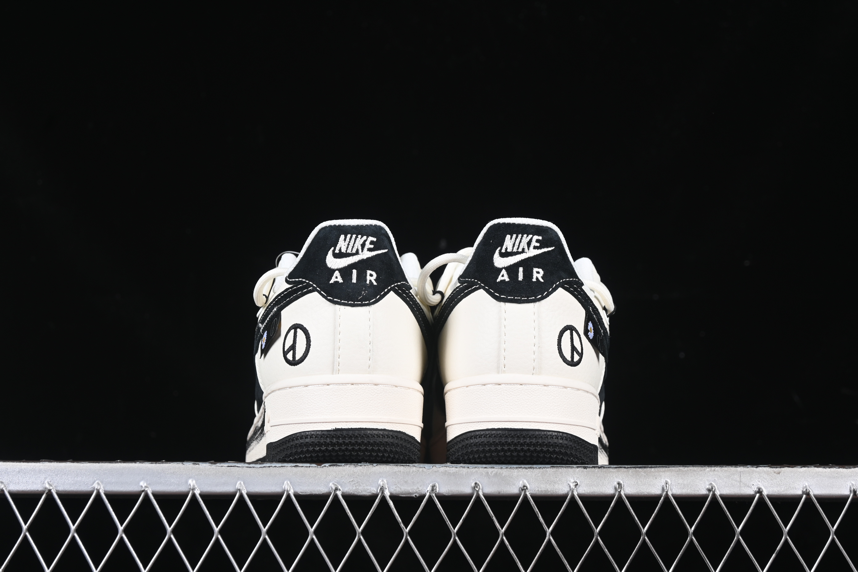 Nk Air Force 1