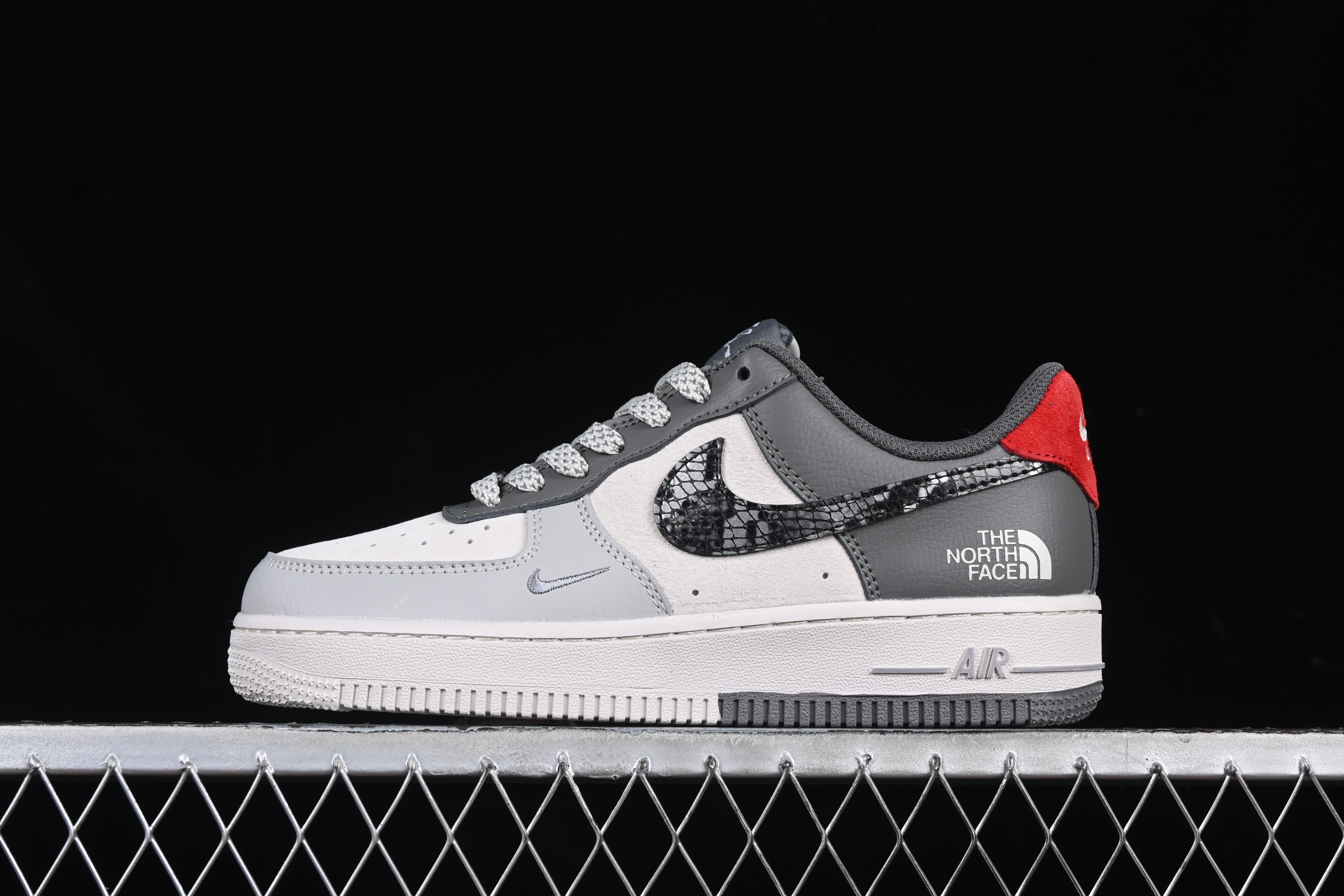 Nk Air Force 1