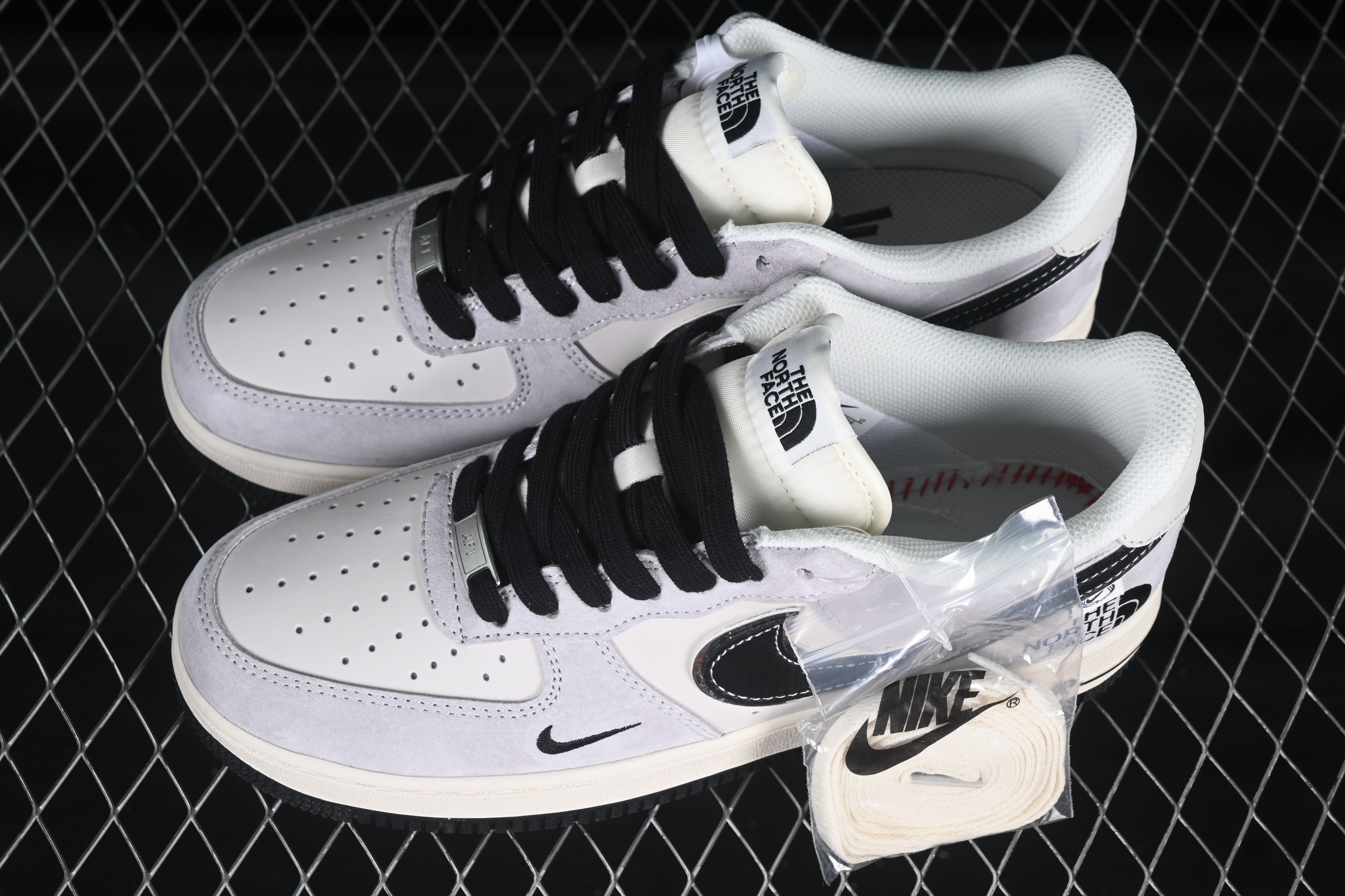 Nk Air Force 1'07 Low North Side Collaboration Beige Carbon Black Hook XZ6188-916 36-45