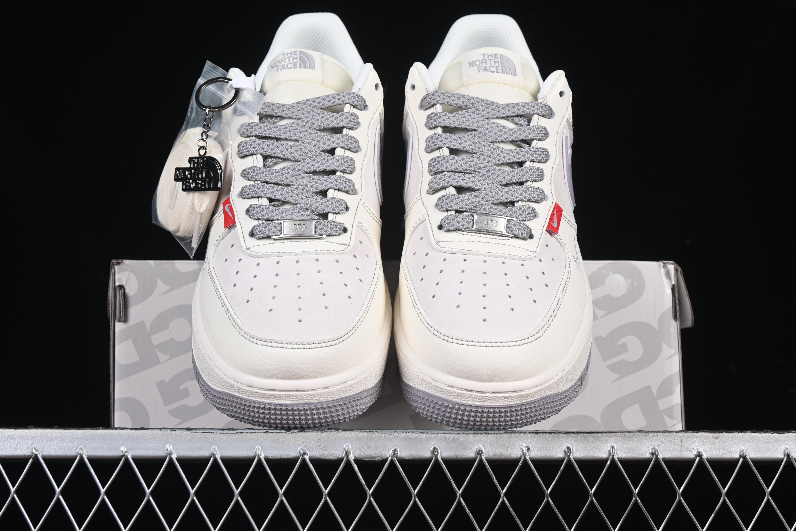 Nk Air Force 1'07 Low North Side Collaboration Beige Red Label BB7518-009 36-45