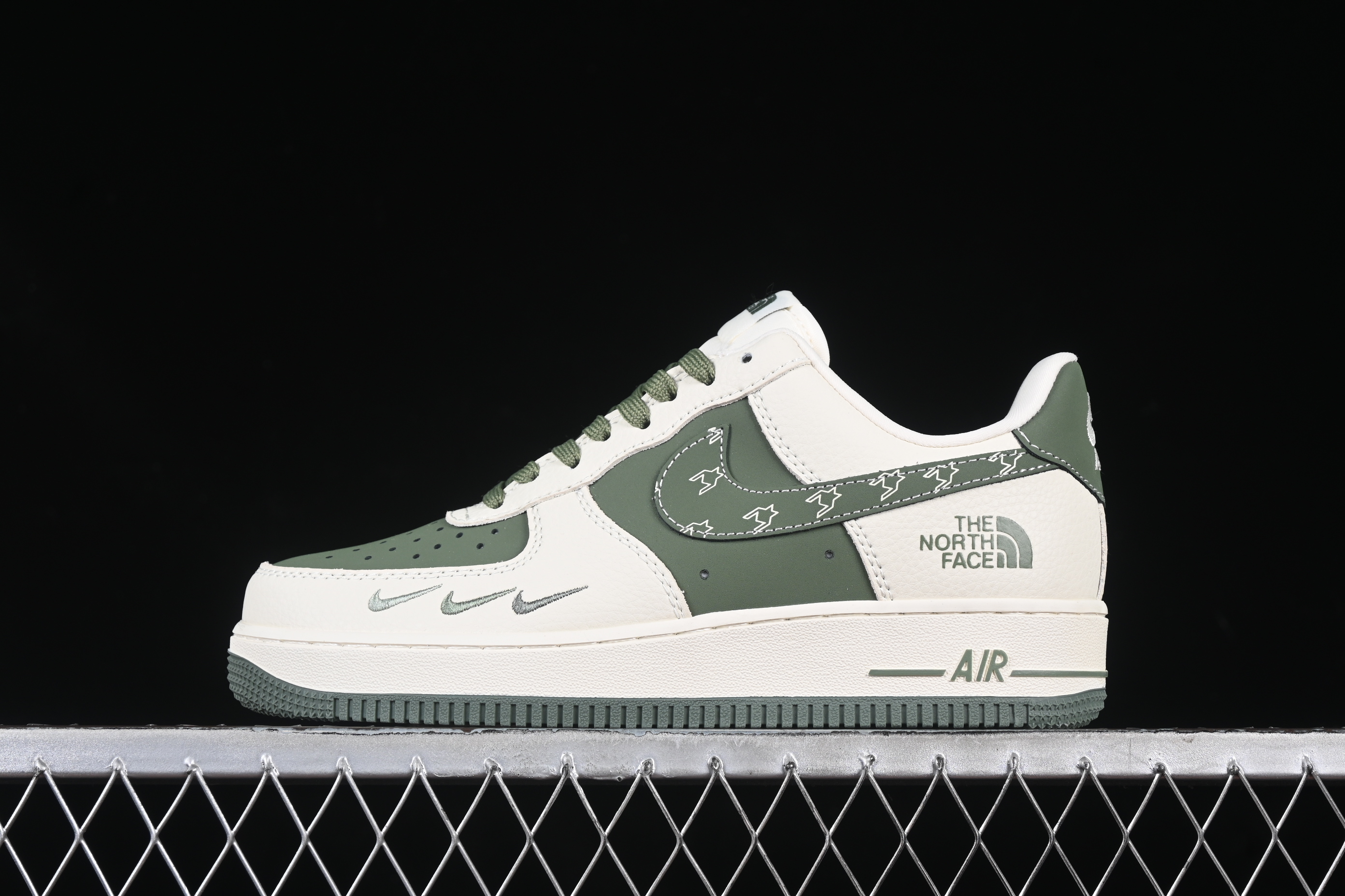 Nk Air Force 1