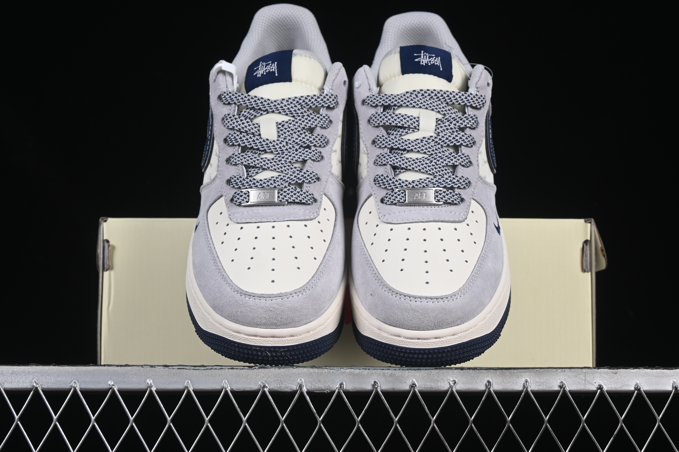 Nk Air Force 1'07 Low Stussy Collaboration Gray-blue Checkmark English XZ3318-088 36-45