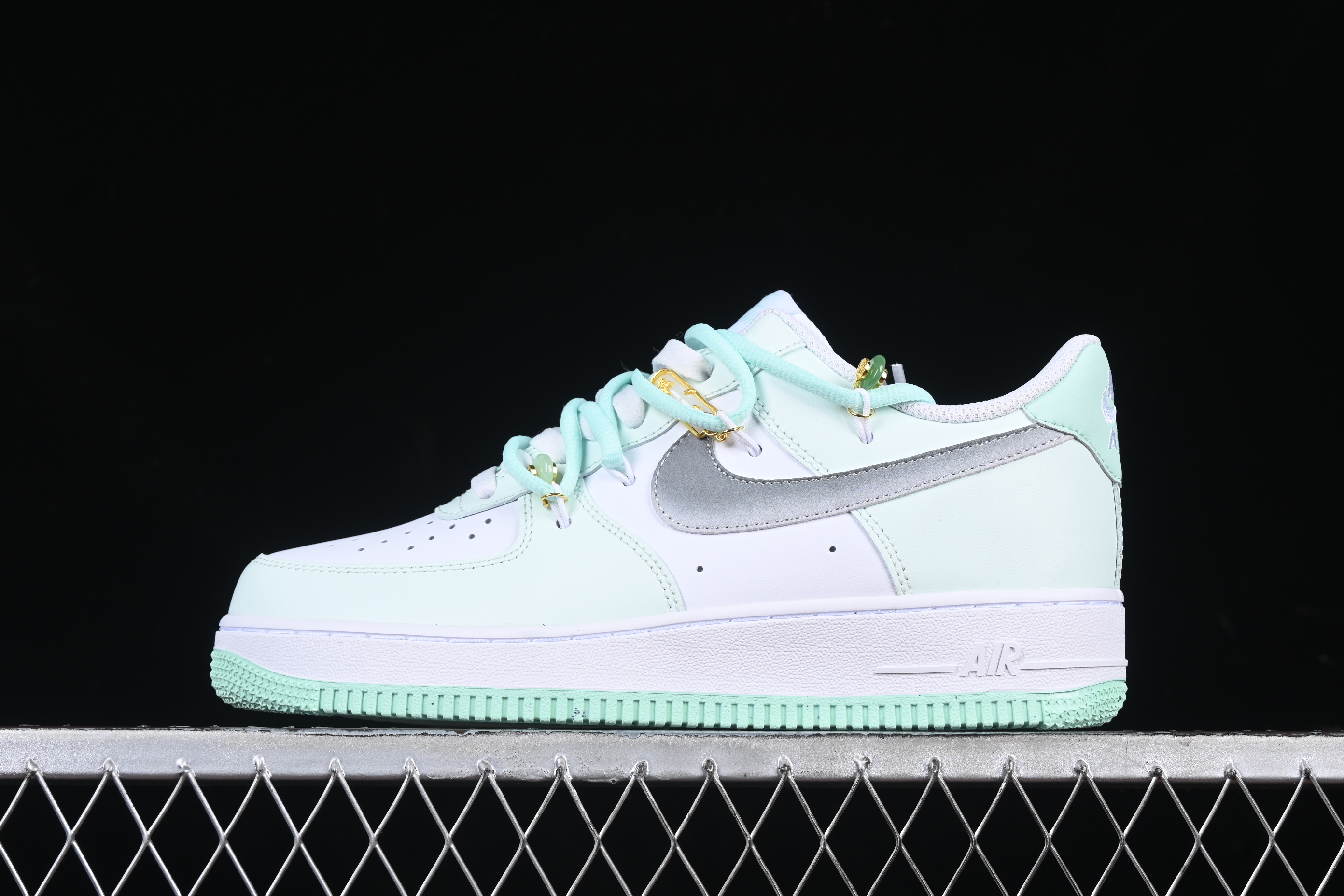 Nk Air Force 1