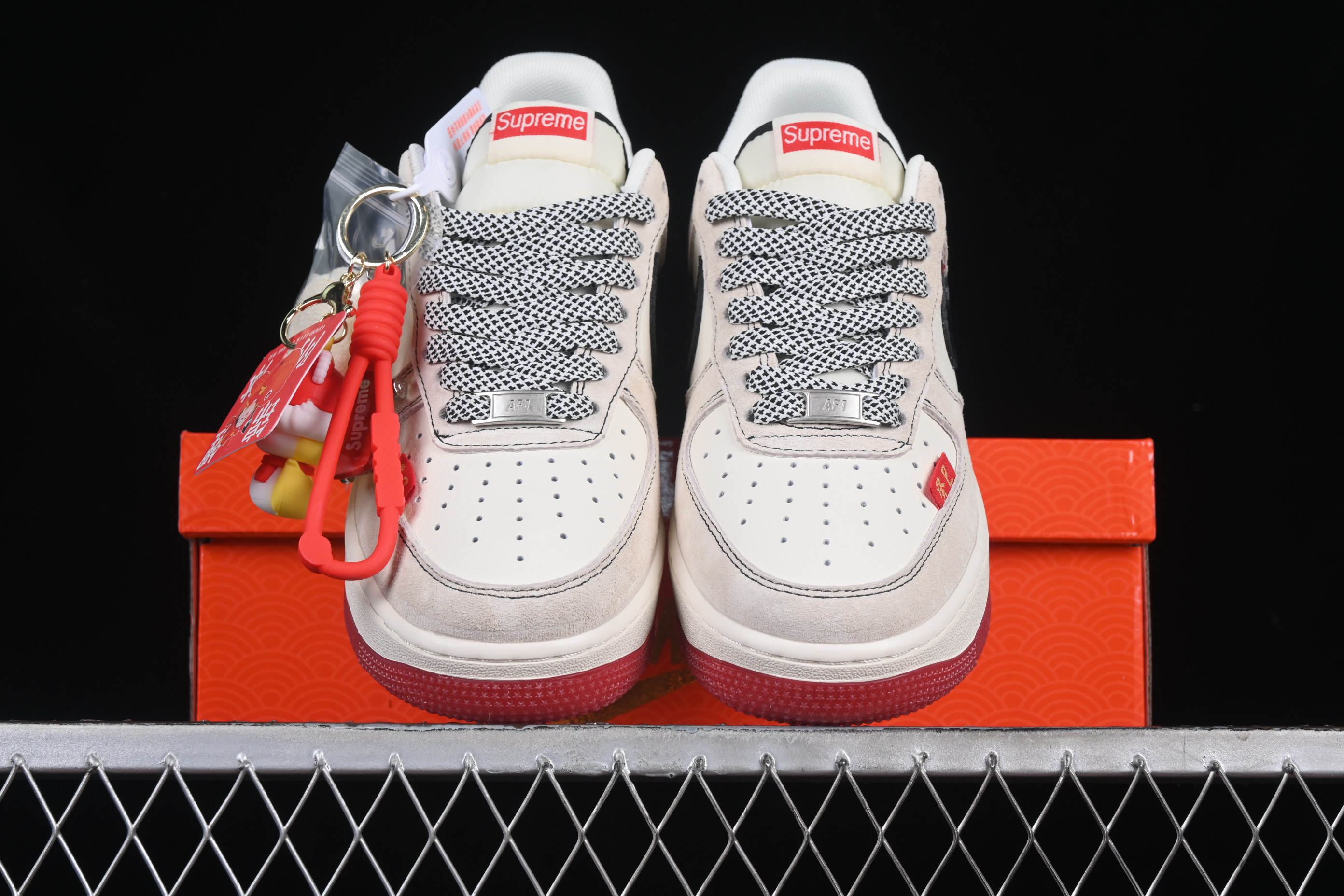 Nk Air Force 1'07 Low Sup collaboration Black Snake-striped Hook HH7518-033 36-45