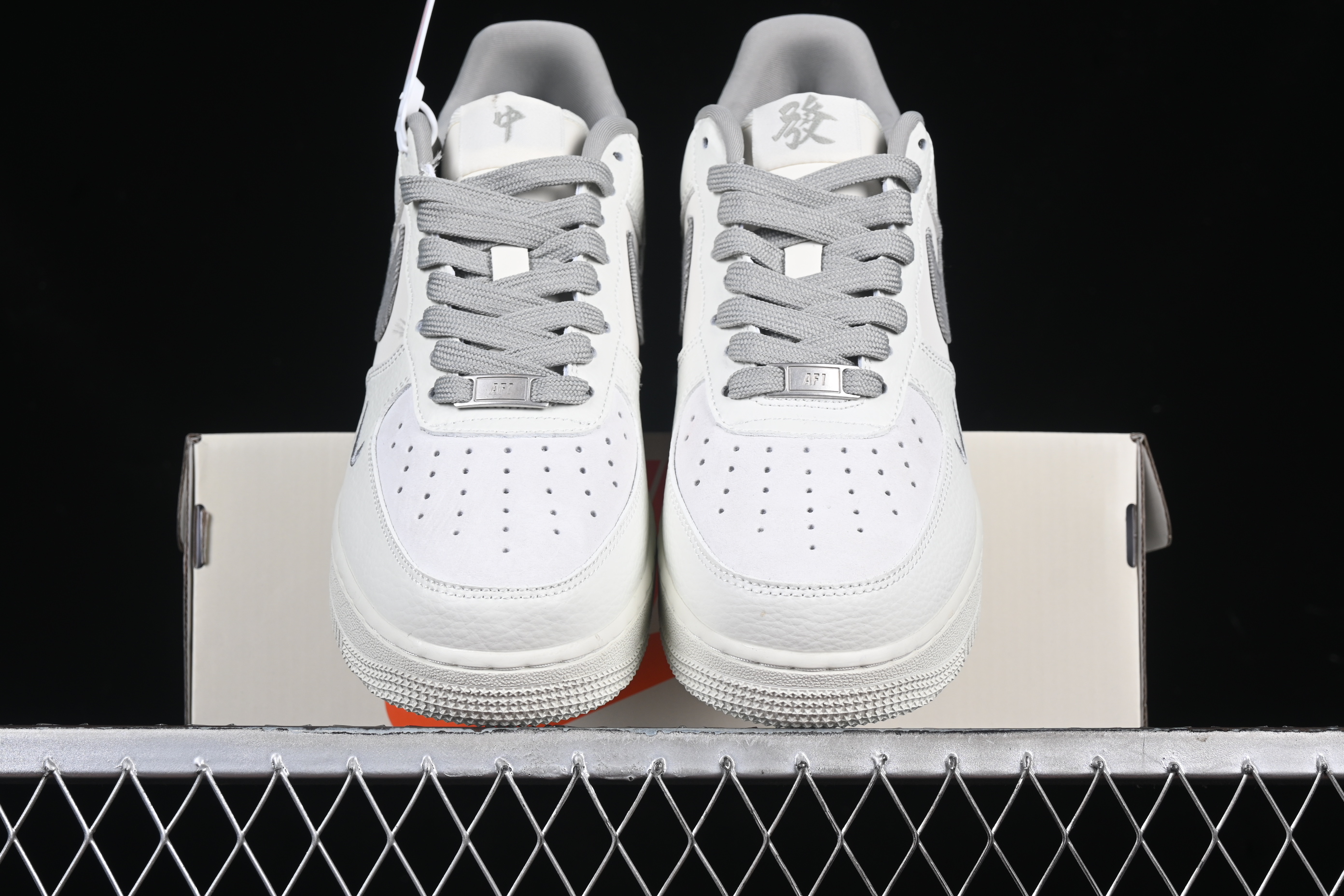 Nk Air Force 1'07 Low Supreme Collaboration - Air Force One CH6336-522 36-45
