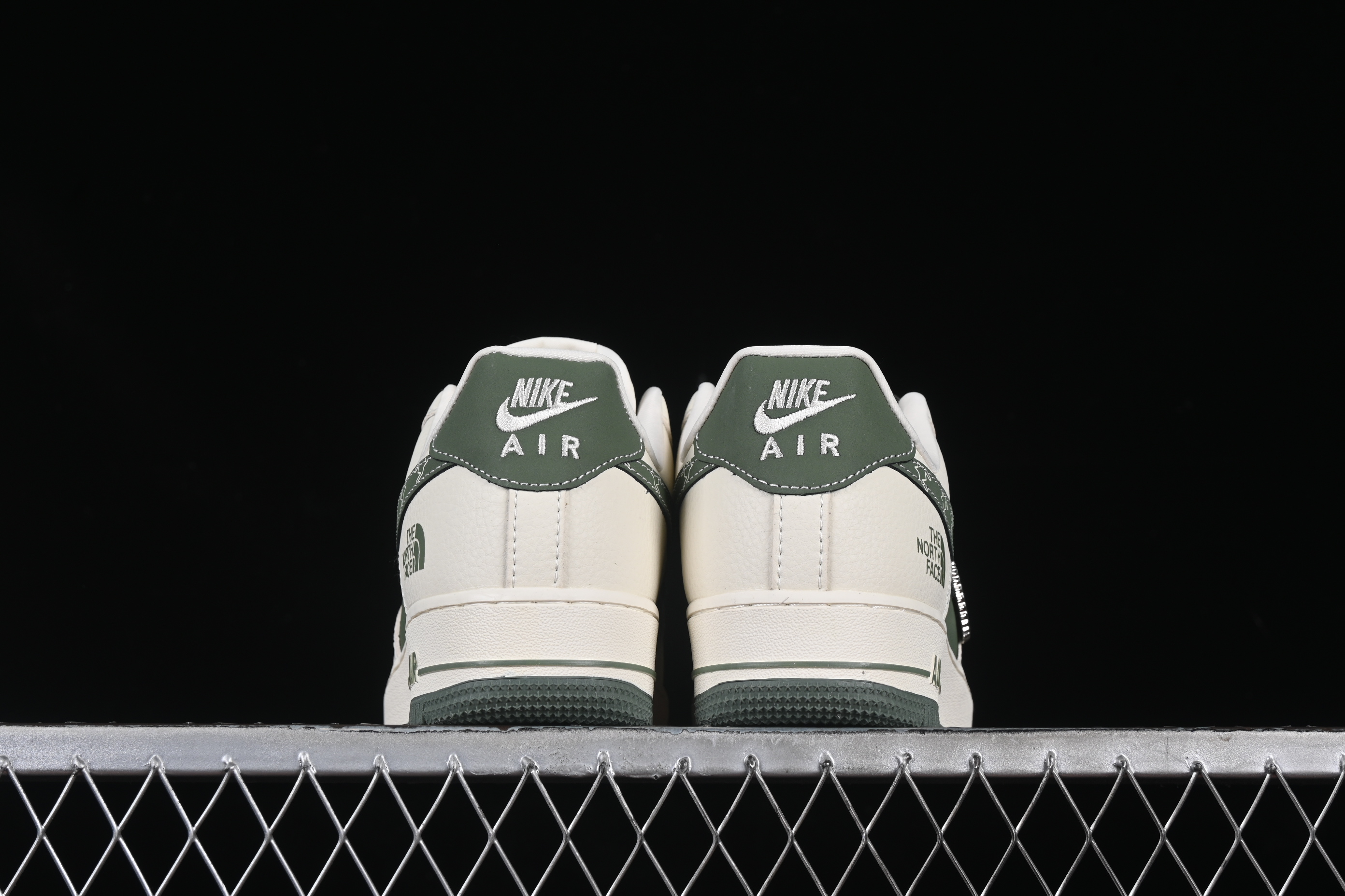 Nk Air Force 1