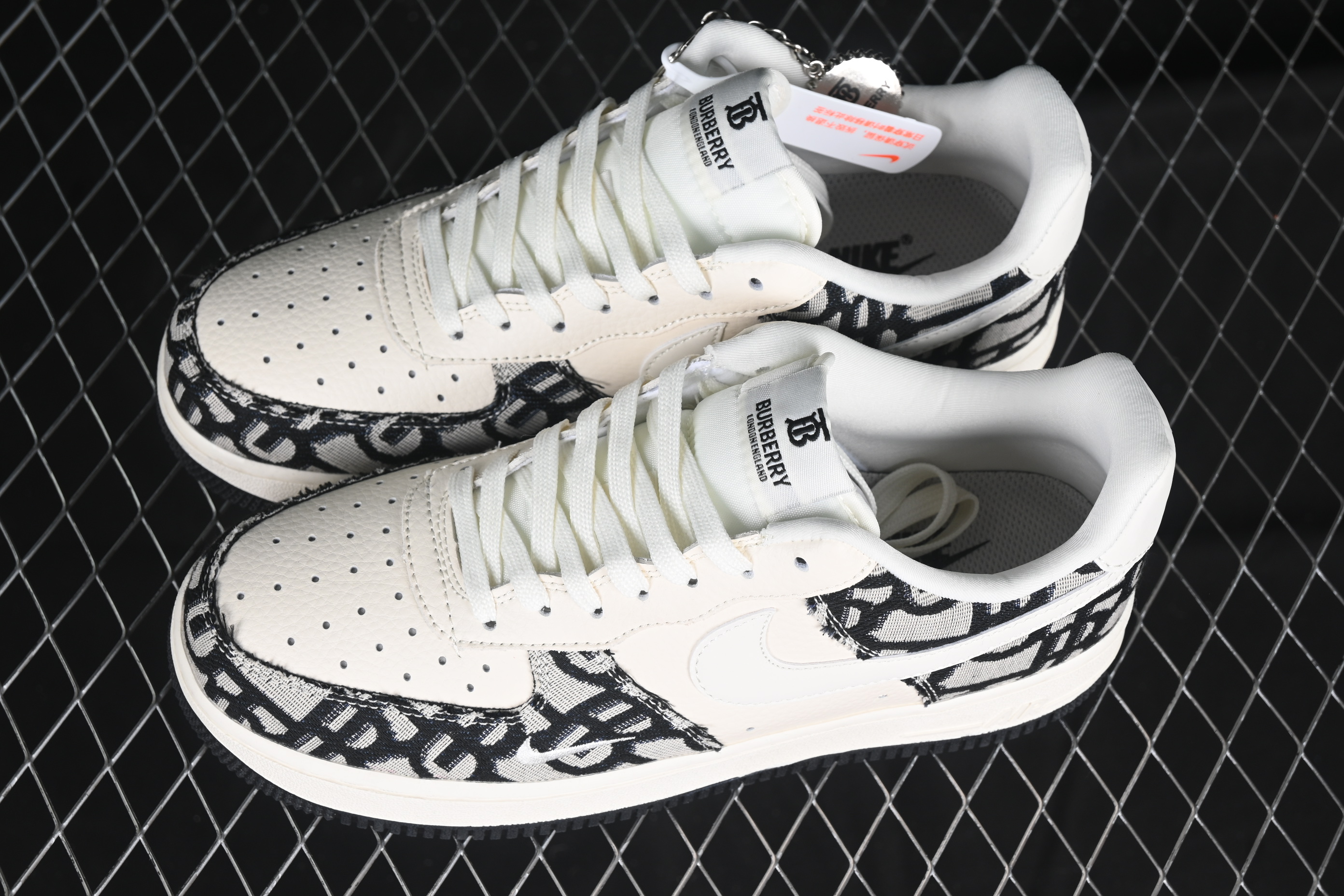 Nk Air Force 1'07 Low Dior Collaboration Black patterned DF0188-028 36-45