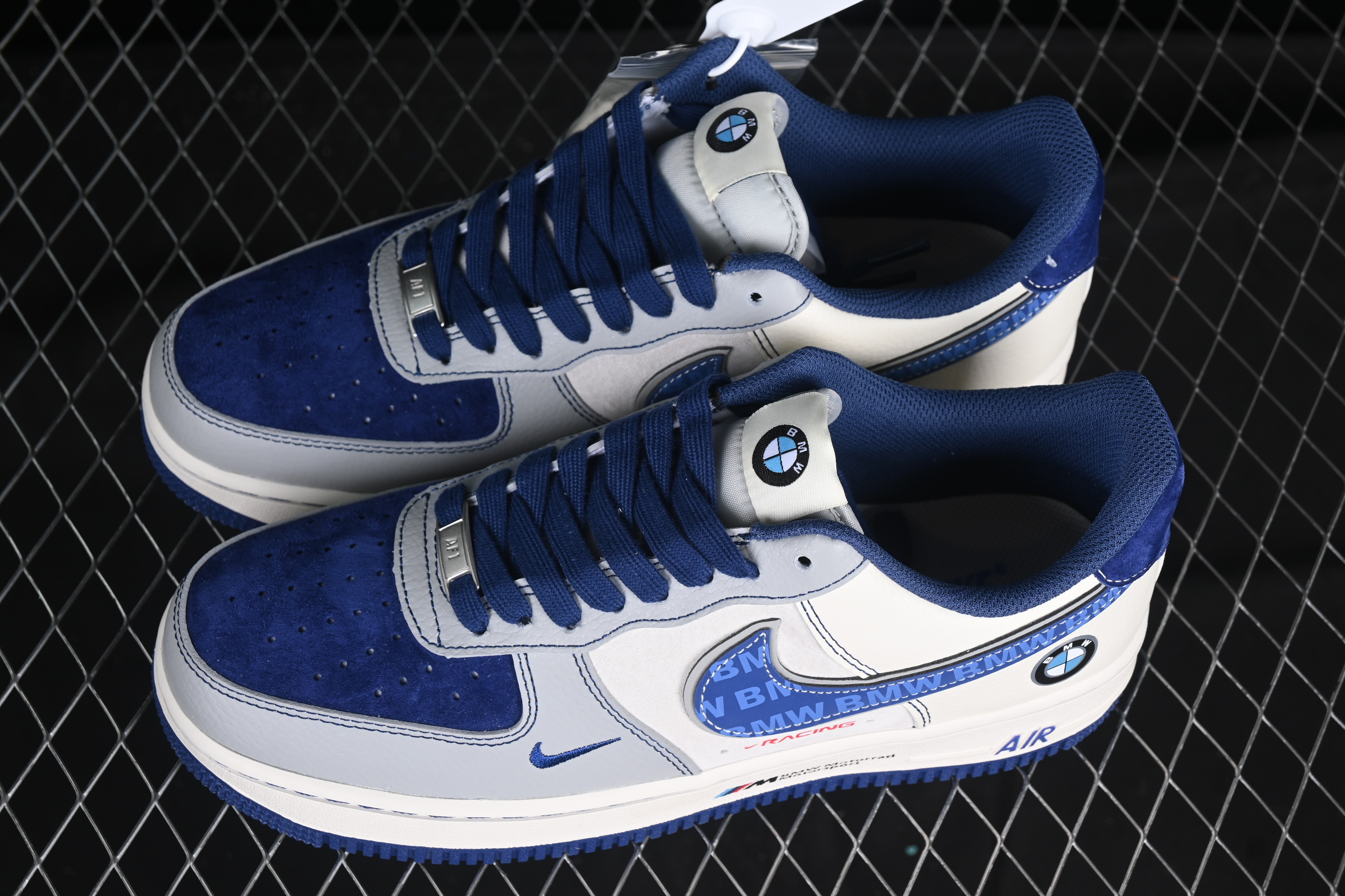 Nk Air Force 1'07 Low BMW Co-branded Blue Sky and White Cloud DM6688-017 36-45