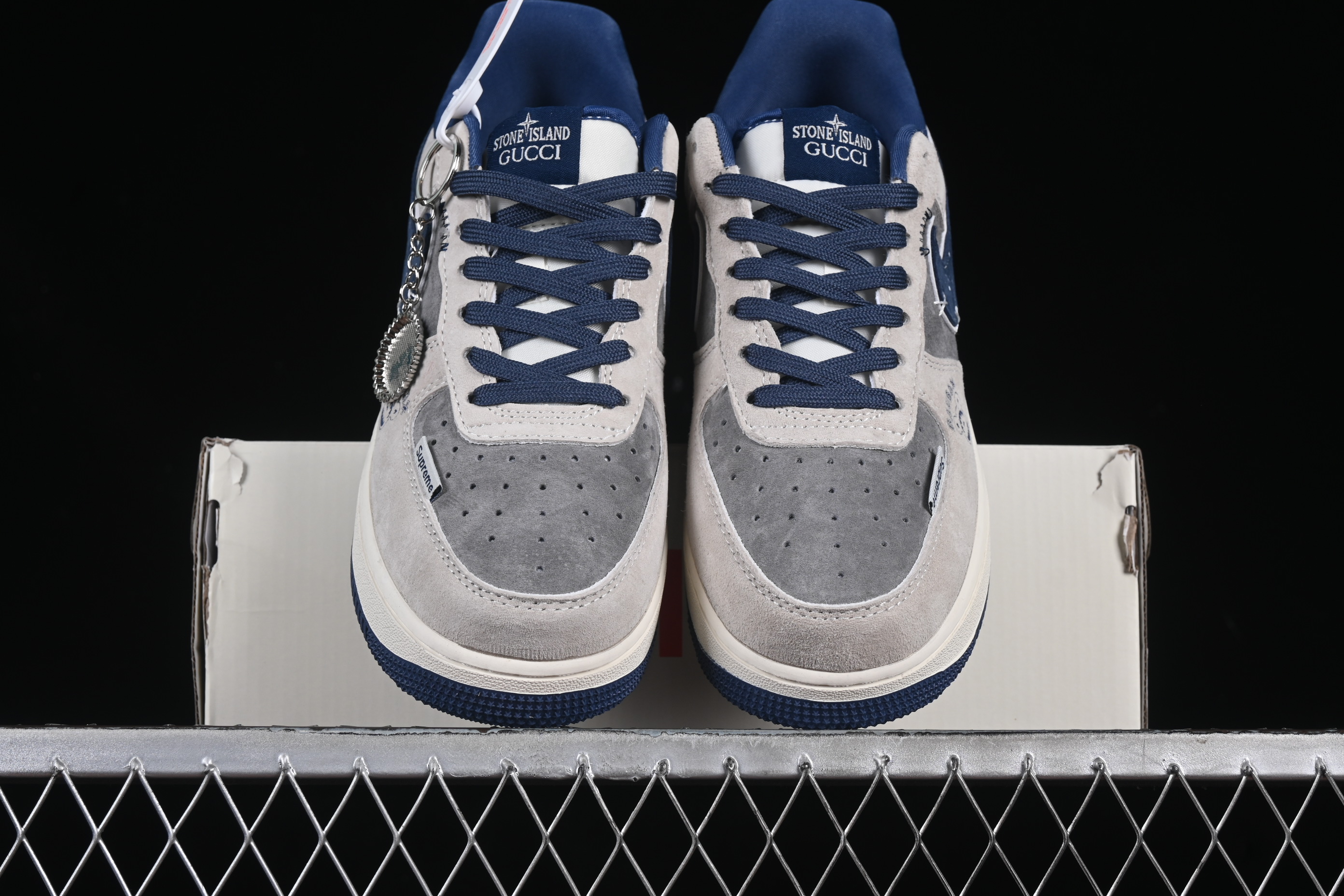 Nk Air Force 1'07 Low Violent Bear Collaboration Snowflake Grey Pig 8 KK1988-053 36-45