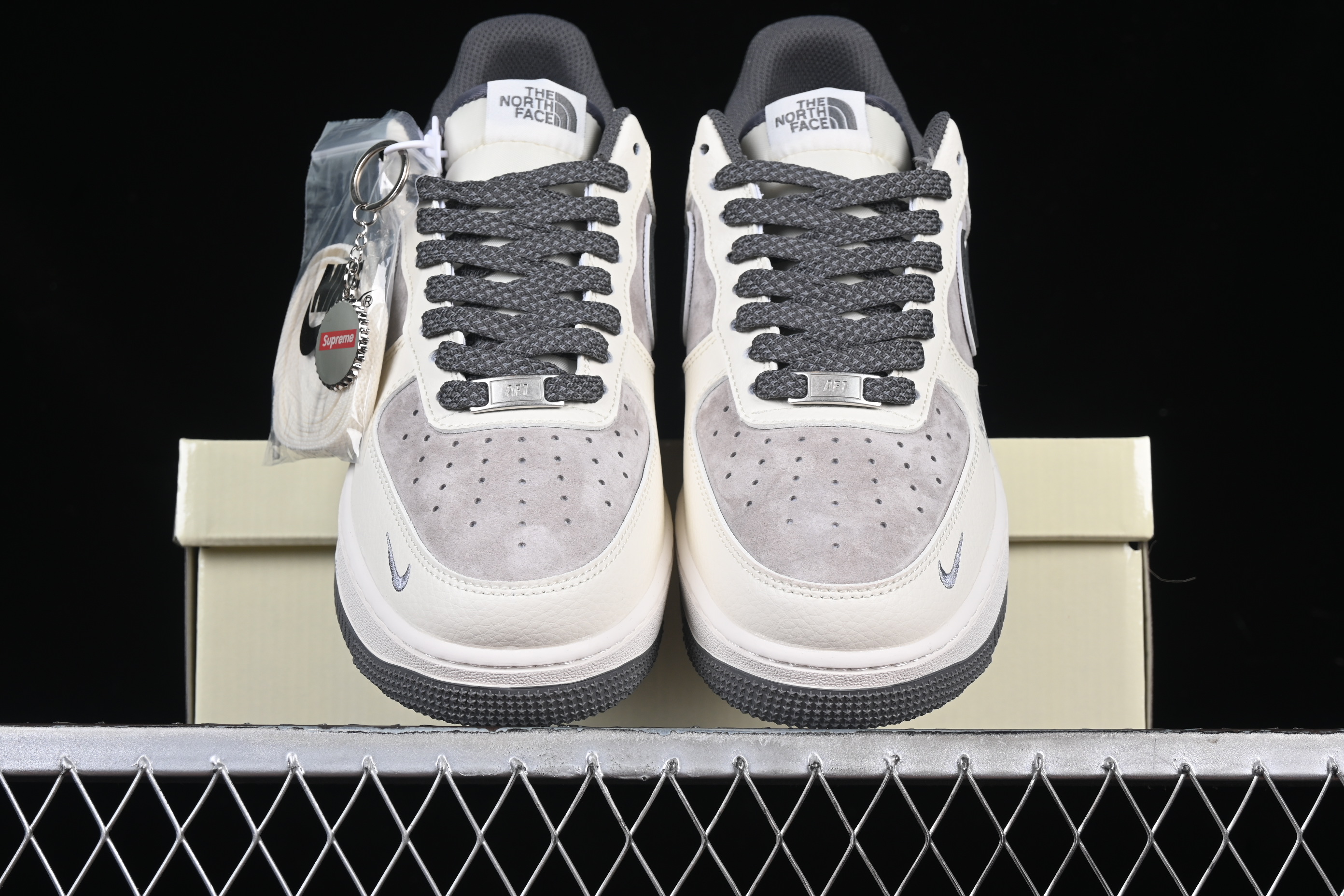 Nk Air Force 1'07 Low Sup co-branded Pig 8-meter Grey Hook DM6688-056 36-45