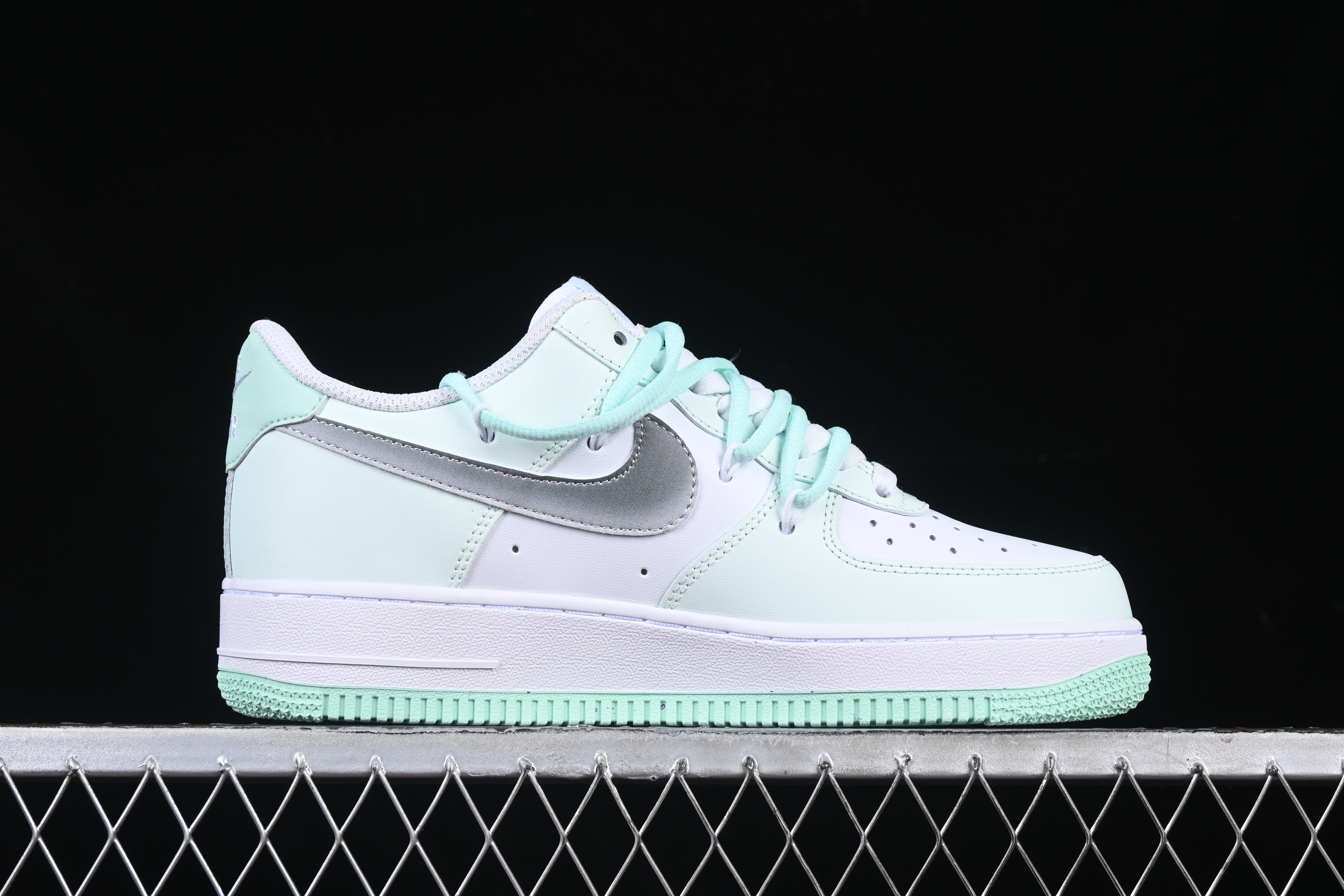 Nk Air Force 1
