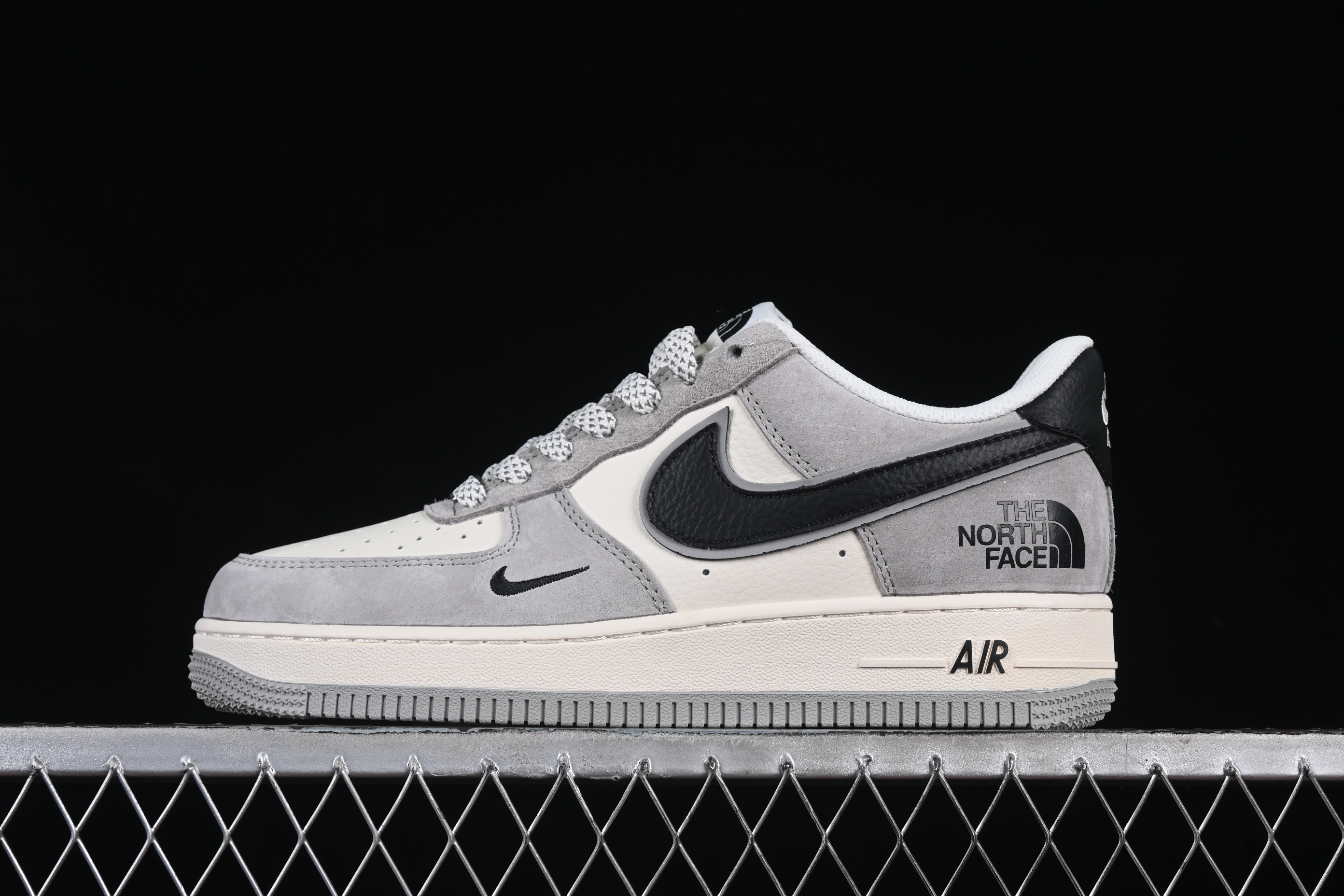 Nk Air Force 1