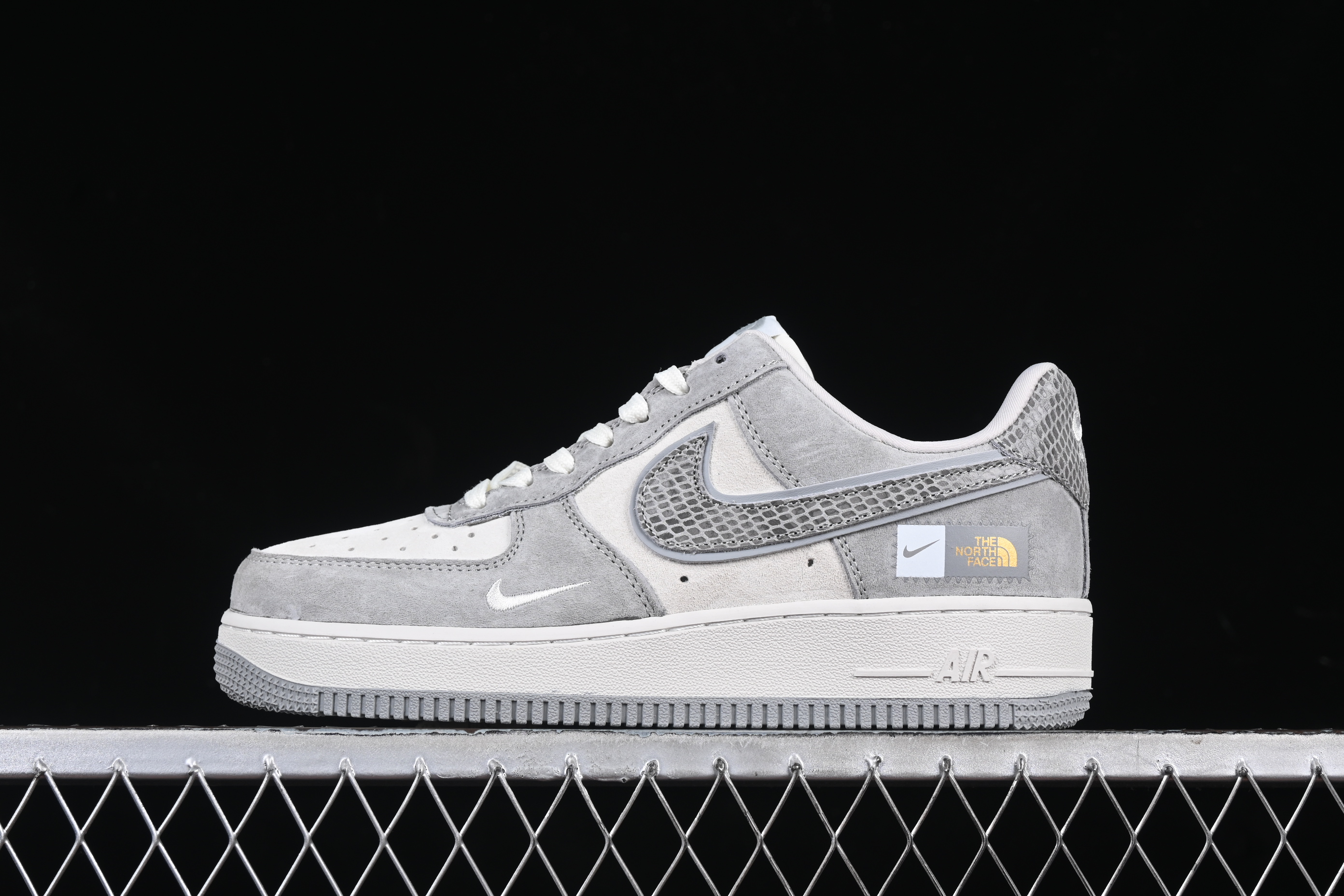 Nk Air Force 1