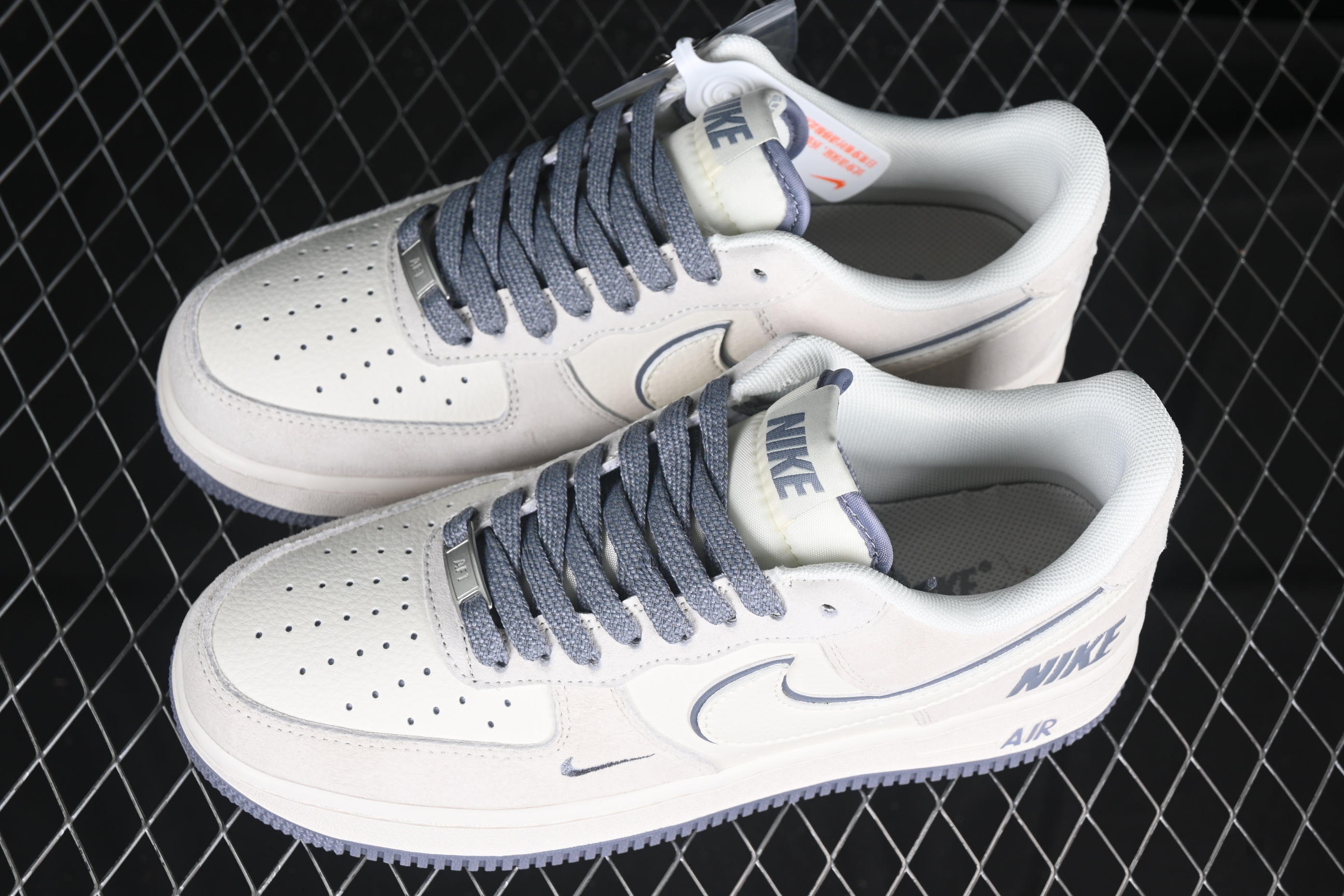 Nk Air Force 1'07 Low Nike collaboration Beige bezel BB7518-027 36-45