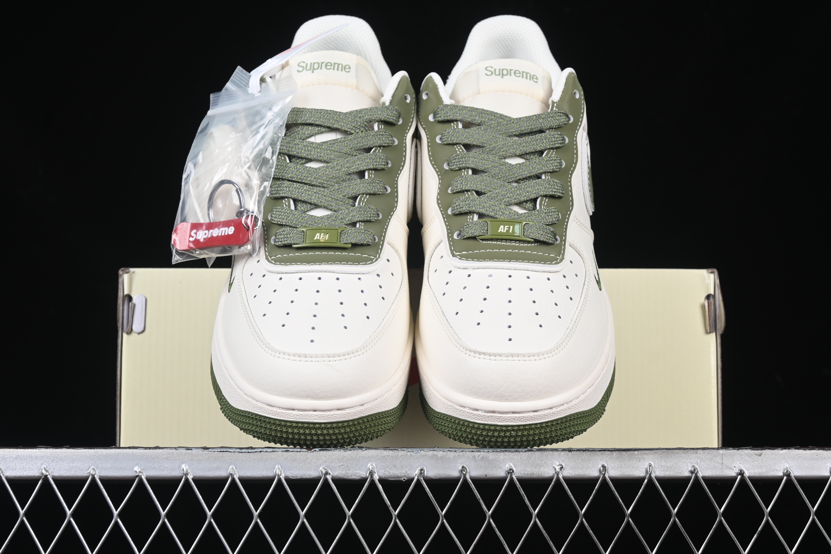 Nk Air Force 1'07 Low Stone Island Supreme Collaboration Beige Hook BB1616-301 36-45