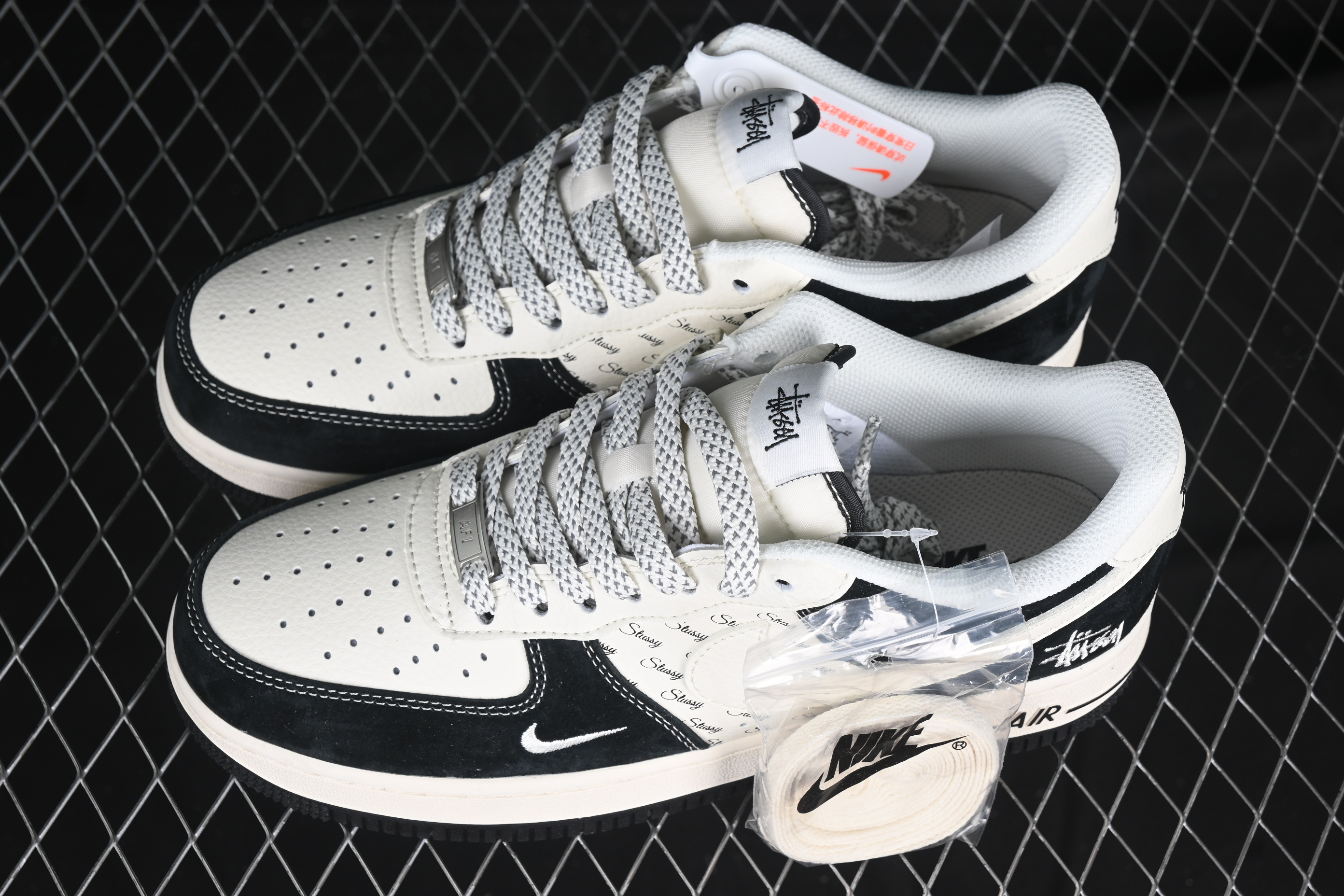Nk Air Force 1'07 Low Stussy Collaboration - Black and White English XZ6188-671 36-45