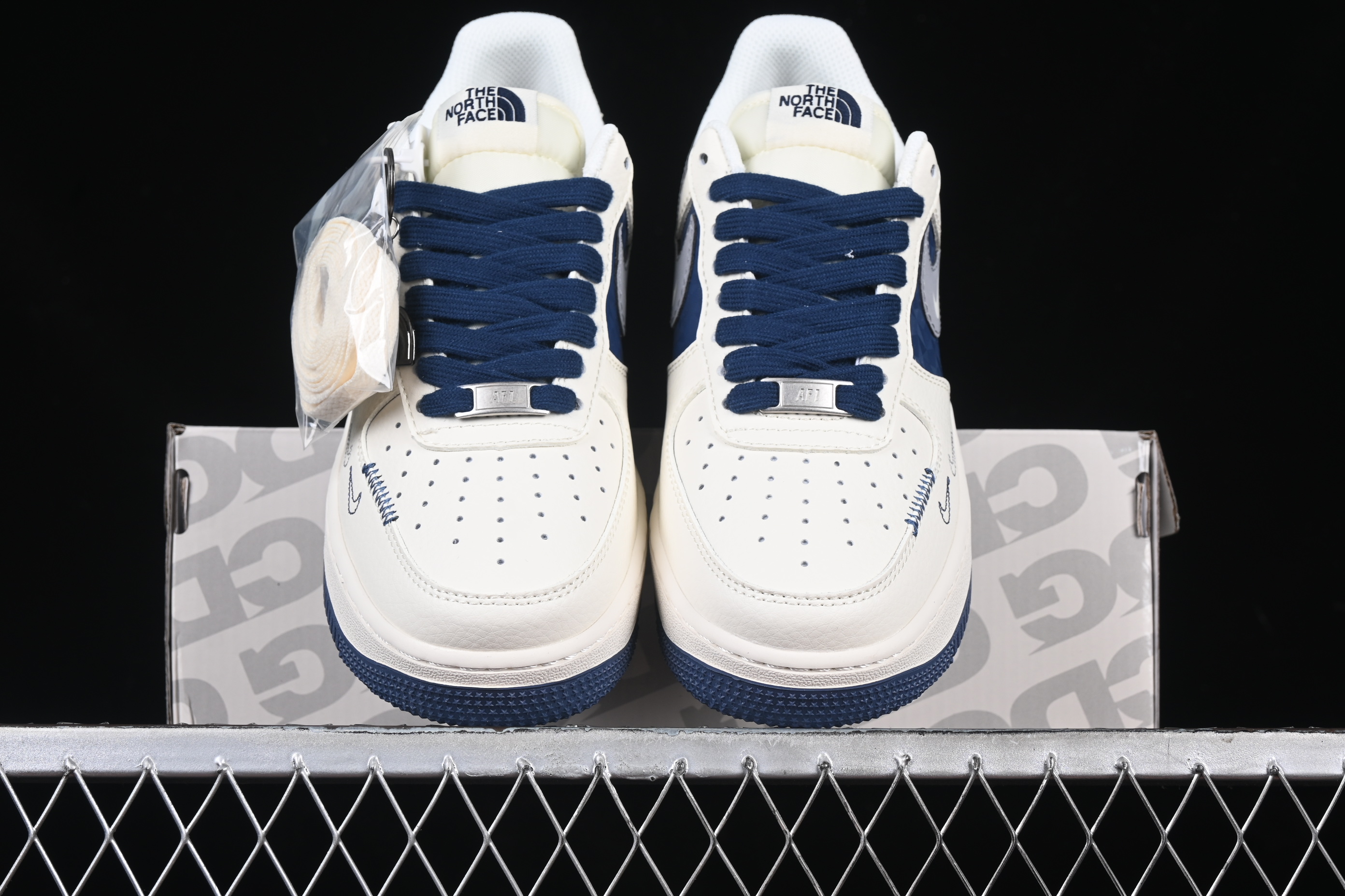 Nk Air Force 1'07 Low North Side Collaboration Beige Blue Diamond DM6688-001 36-45