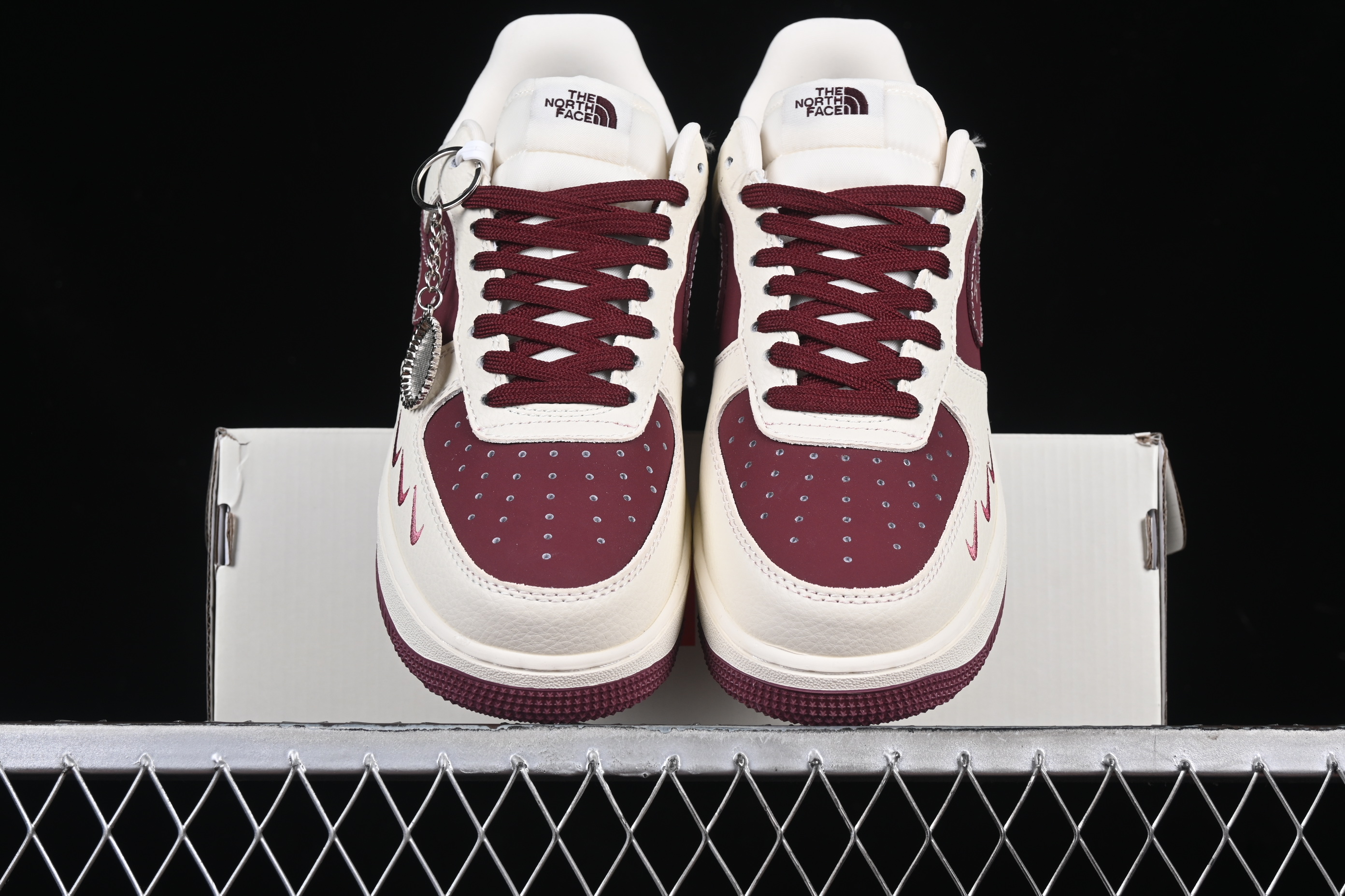 Nk Air Force 1'07 Low Just Collaboration - Christmas Tree DF0188-034 36-45