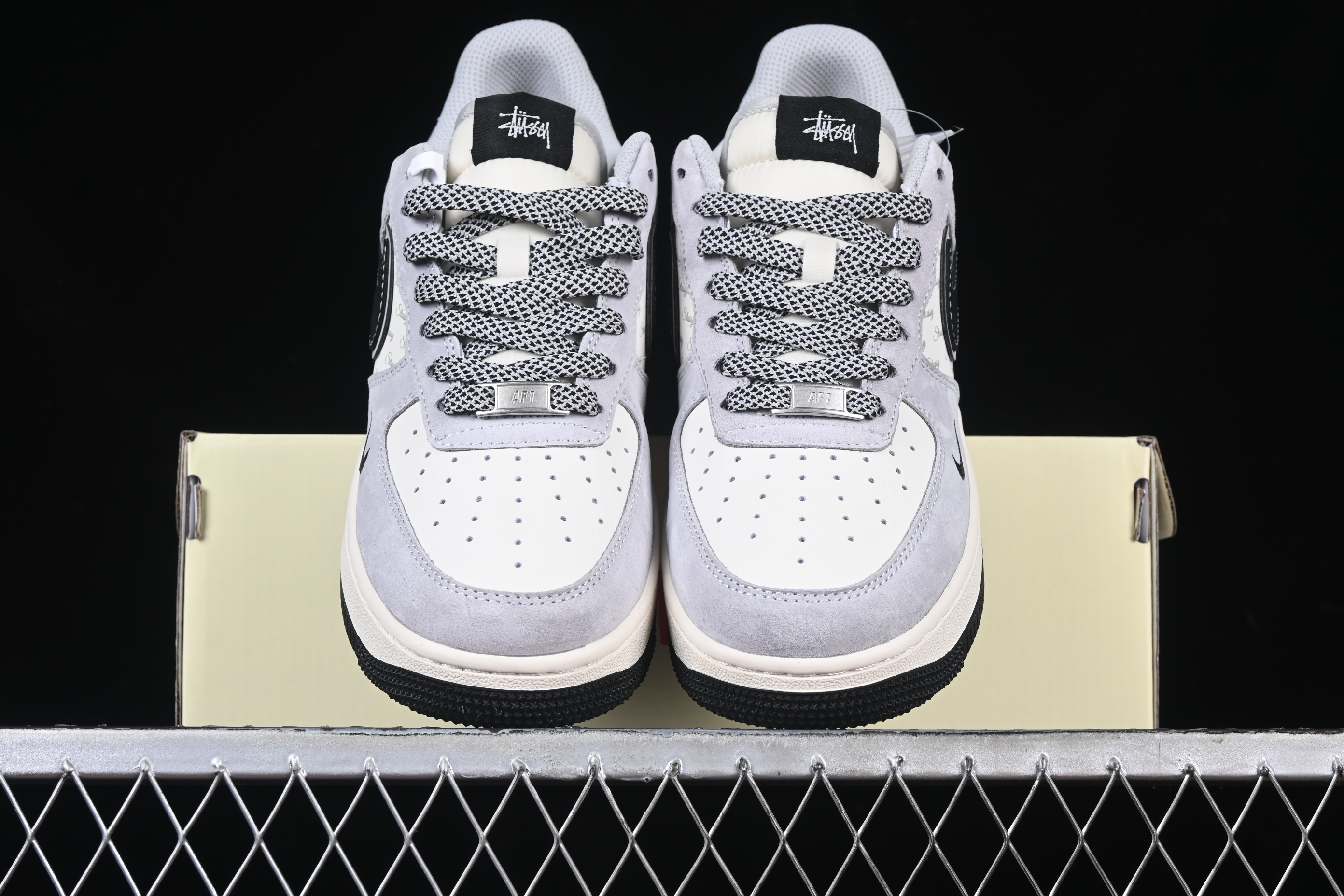 Nk Air Force 1'07 Low Stussy Collaboration Grey Pig Eight Black Hook XZ3318-099 36-45