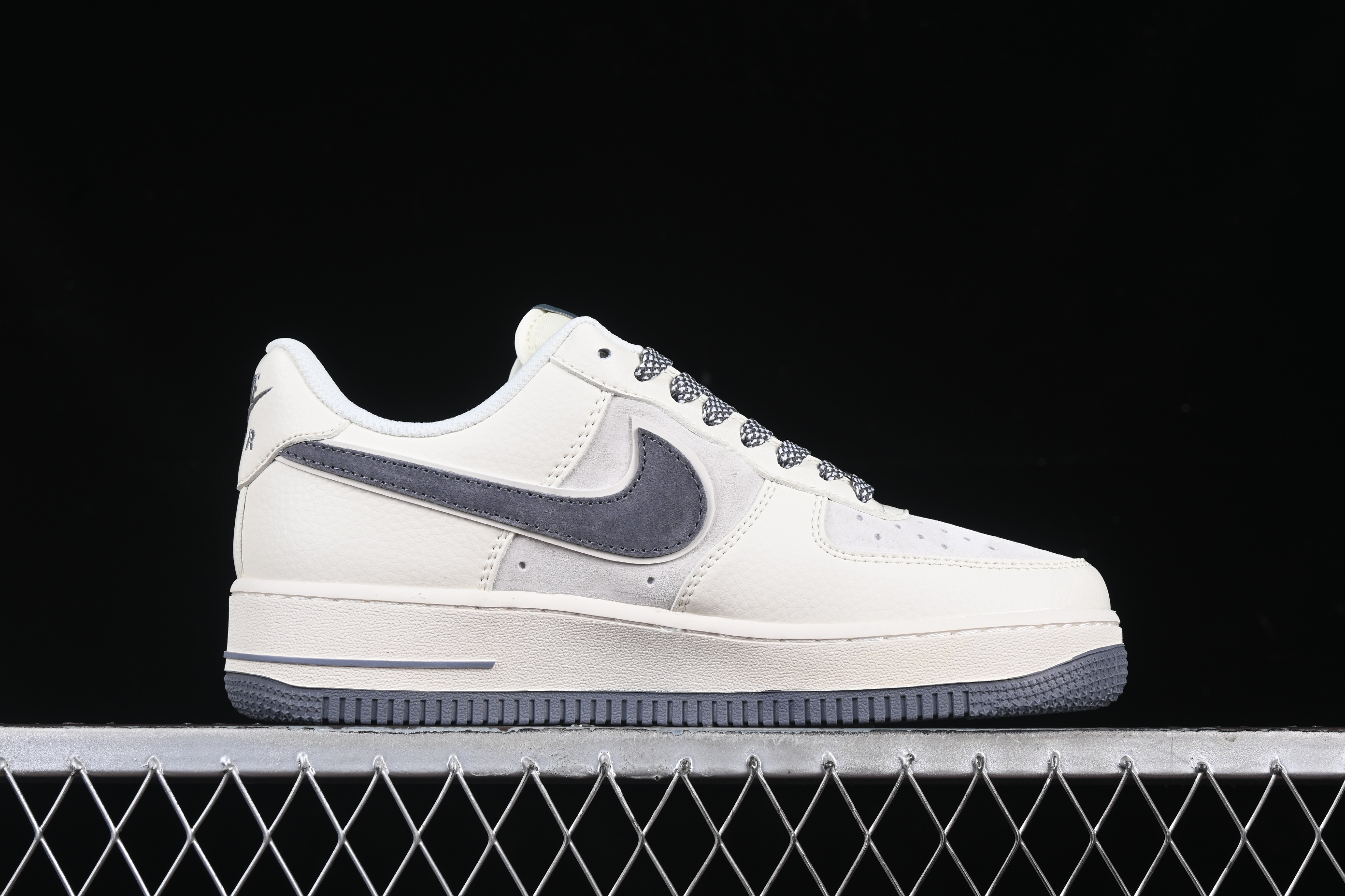 Nk Air Force 1