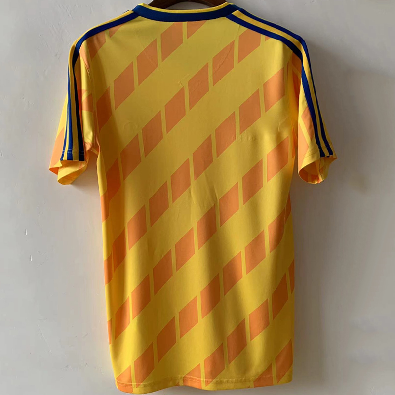1998 Sweden Home Retro Jersey