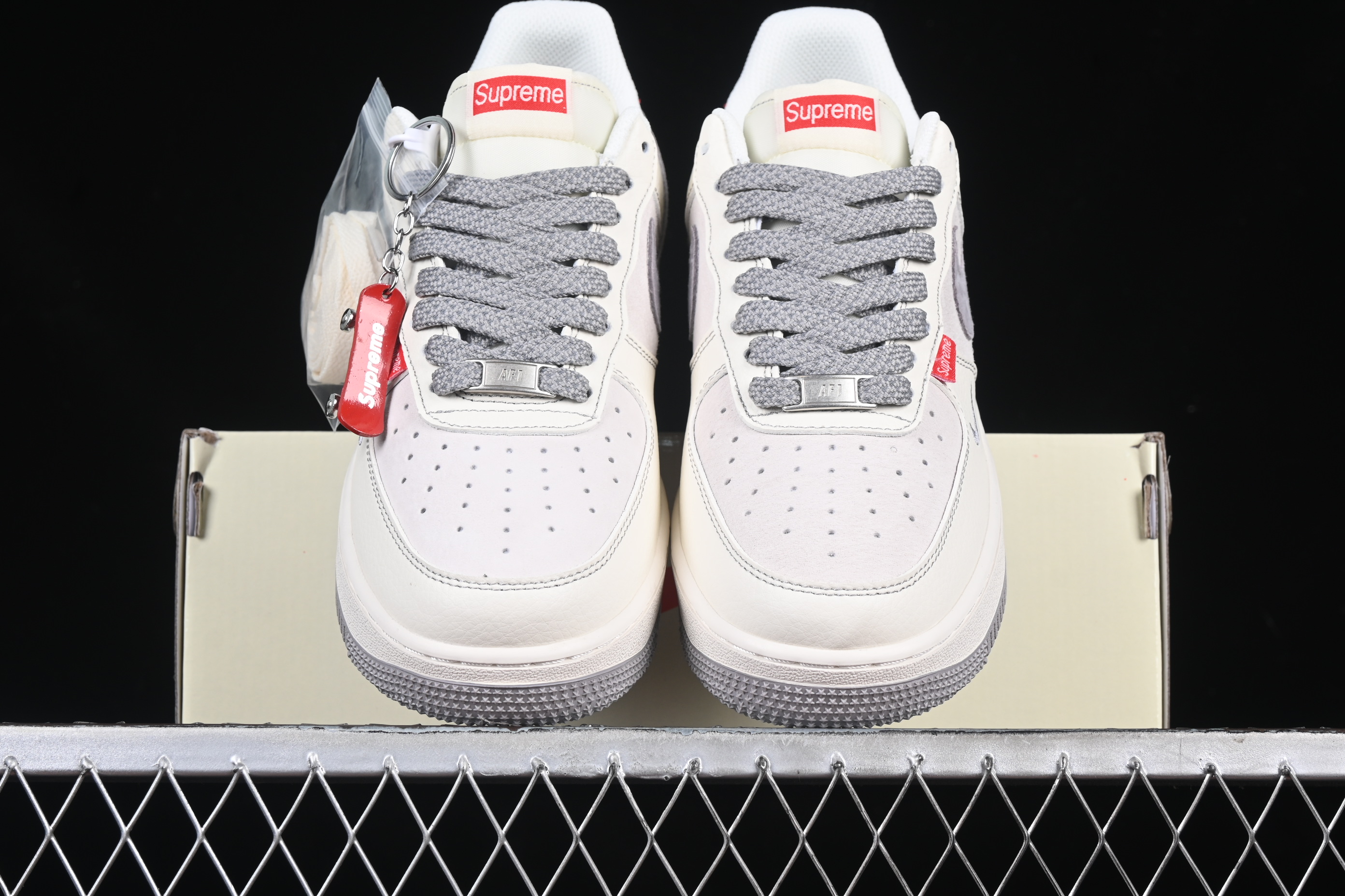 Nk Air Force 1'07 Low Supreme collaboration Beige Red Label BB7518-020 36-45