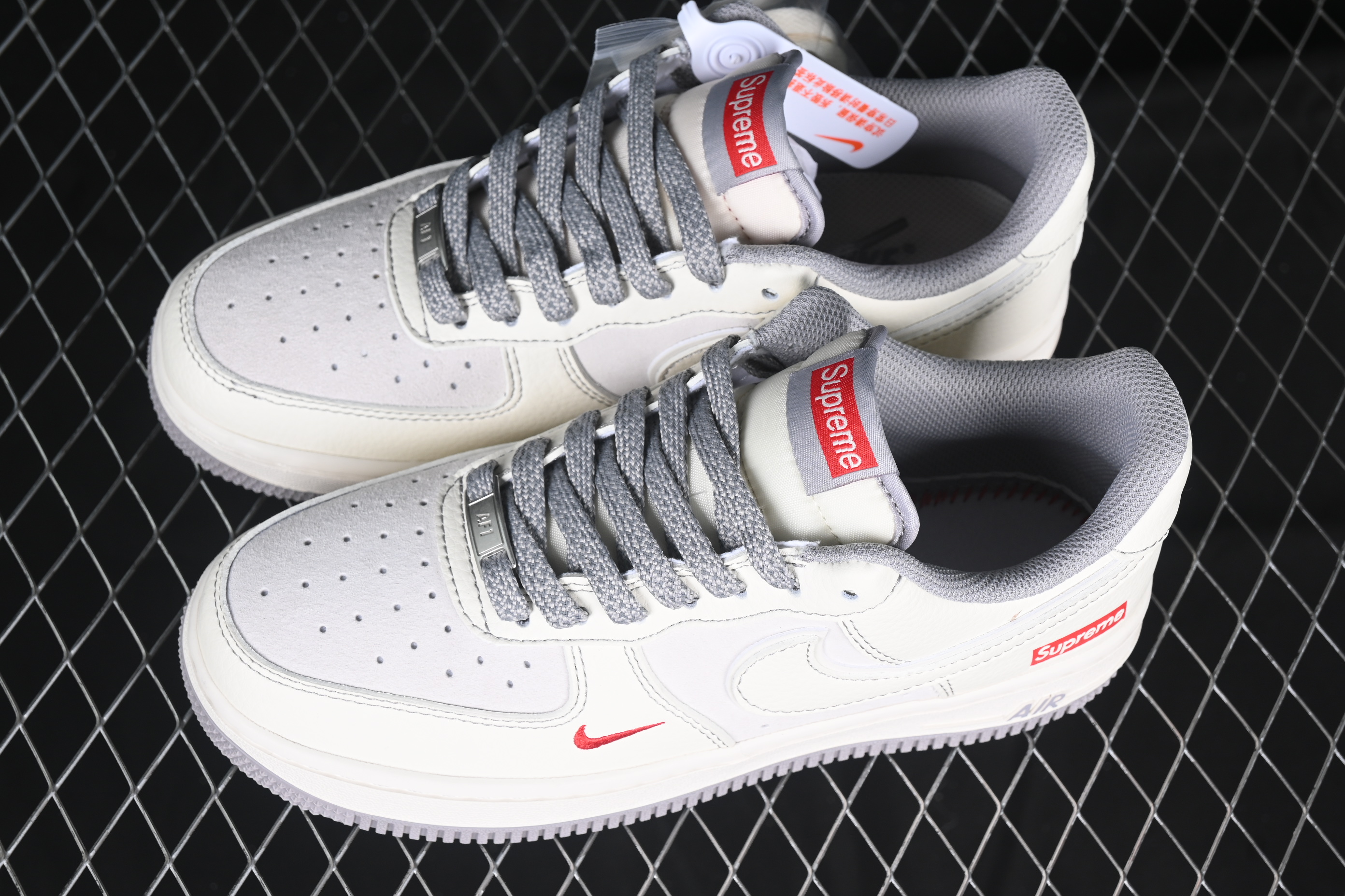Nk Air Force 1'07 Low Supreme collaboration Beige Small Red Hook BB7518-011 36-45