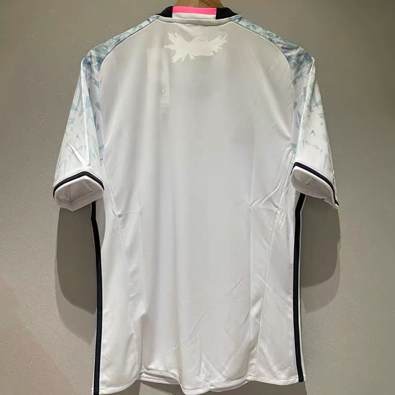 2016-2017 Japan Away Retro Jersey