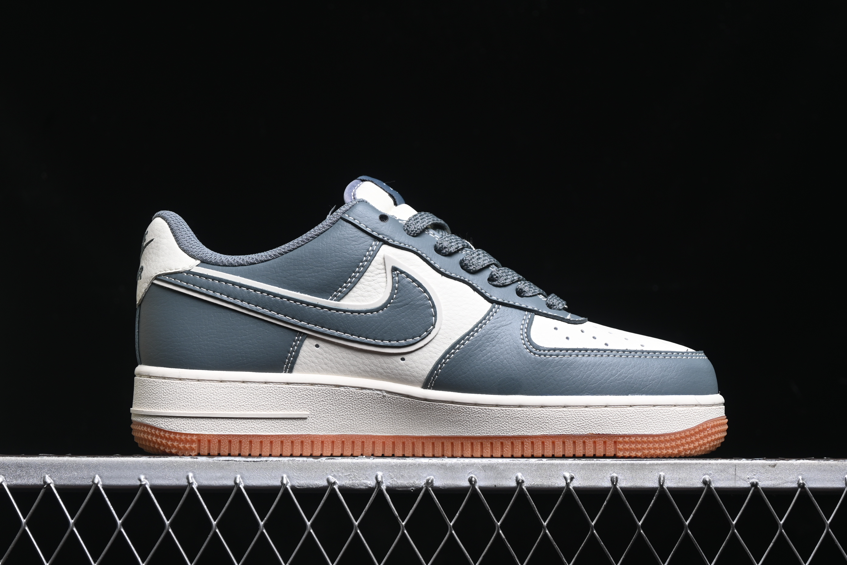 Nk Air Force 1