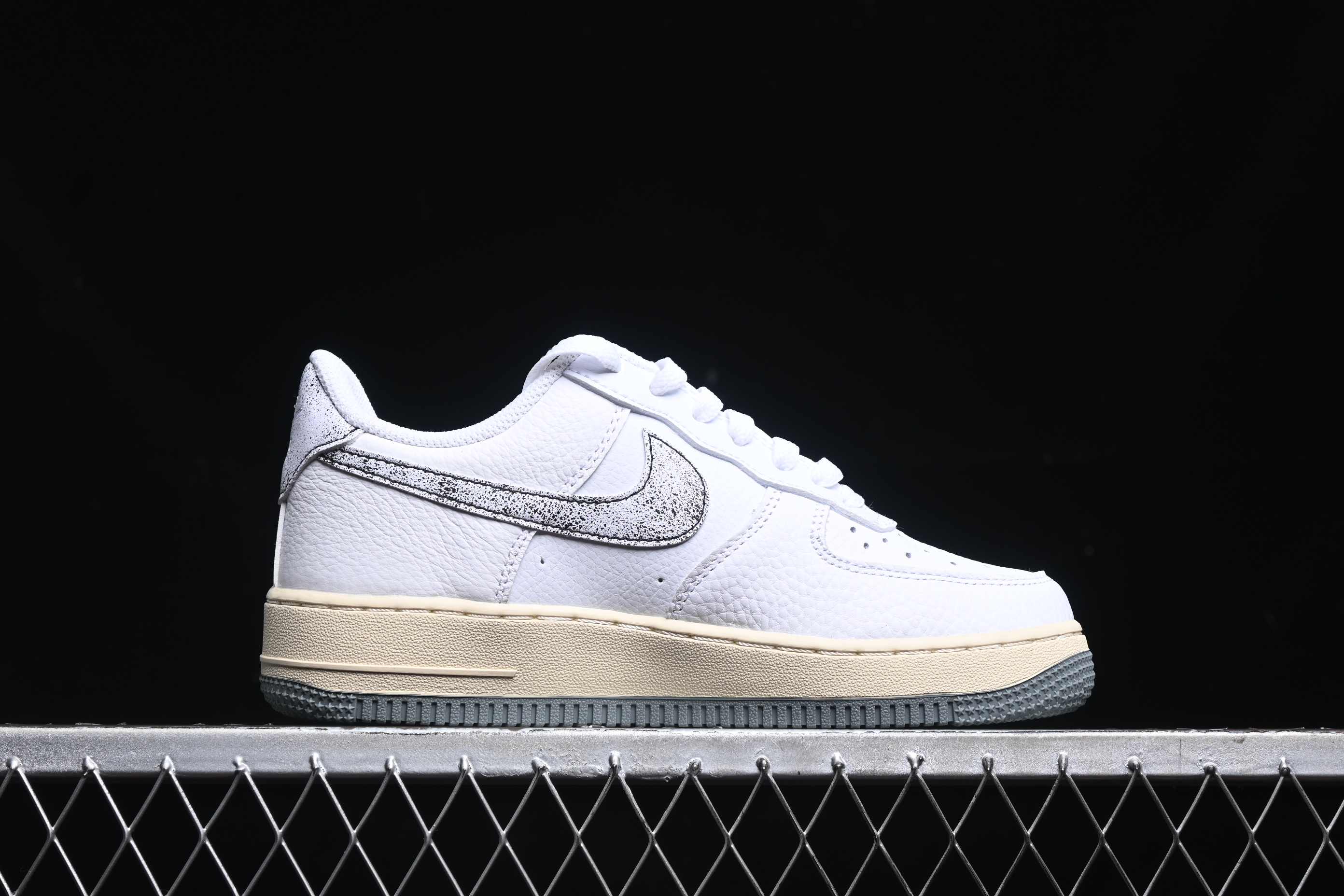 Nk Air Force 1