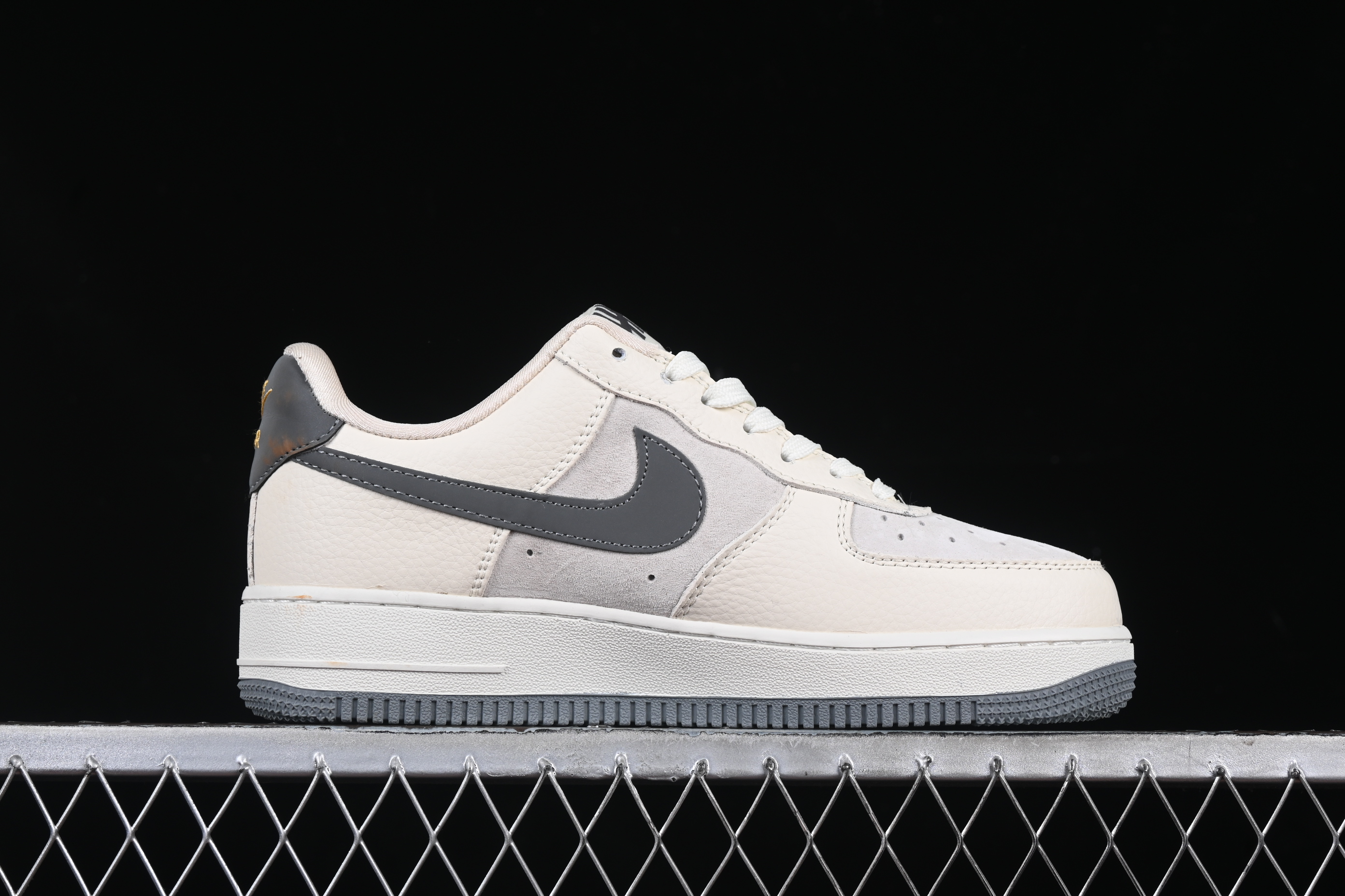 Nk Air Force 1