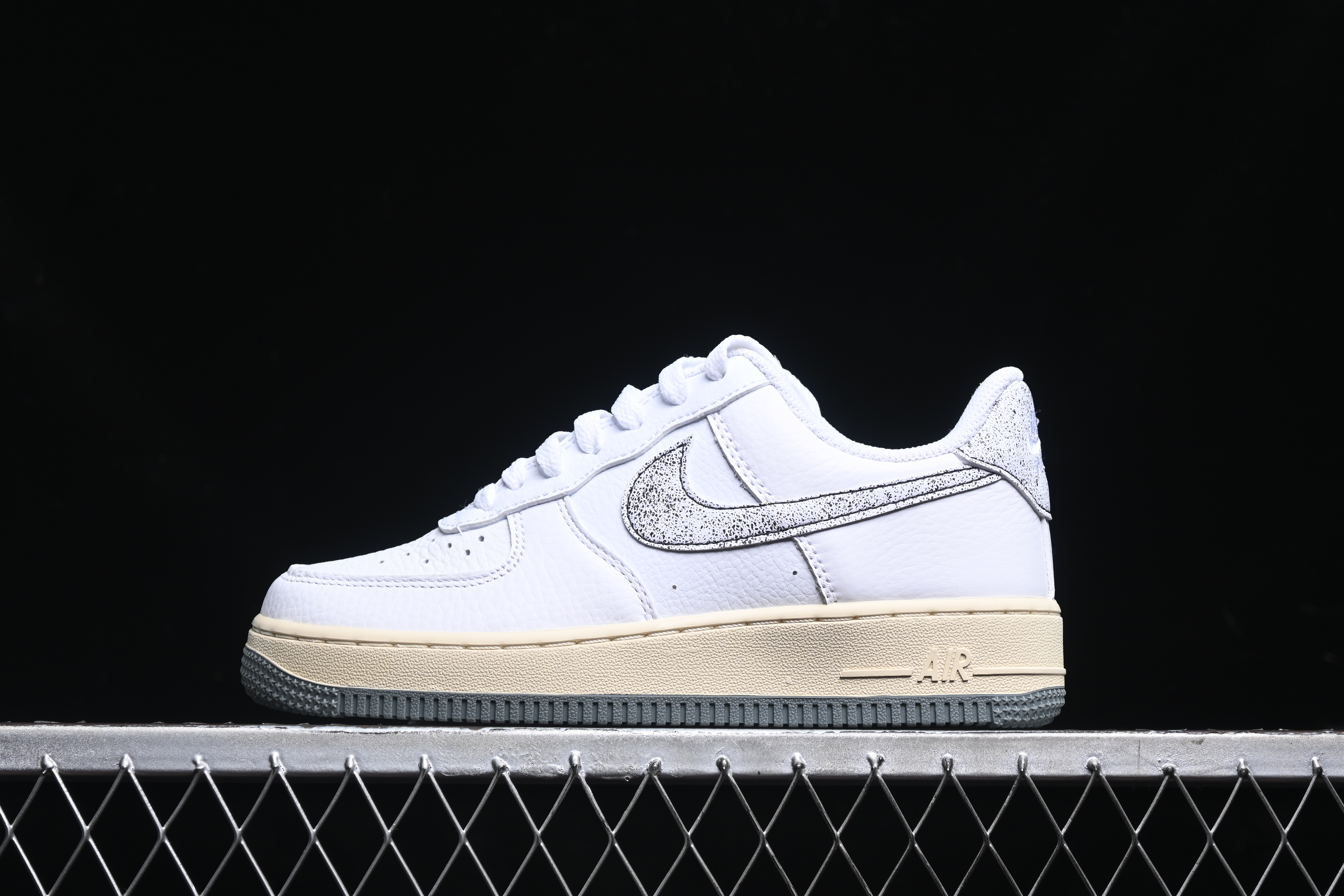 Nk Air Force 1