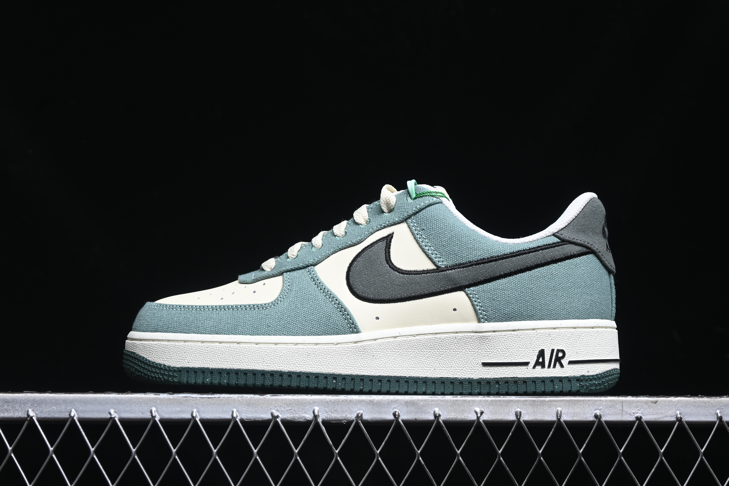 Nk Air Force 1