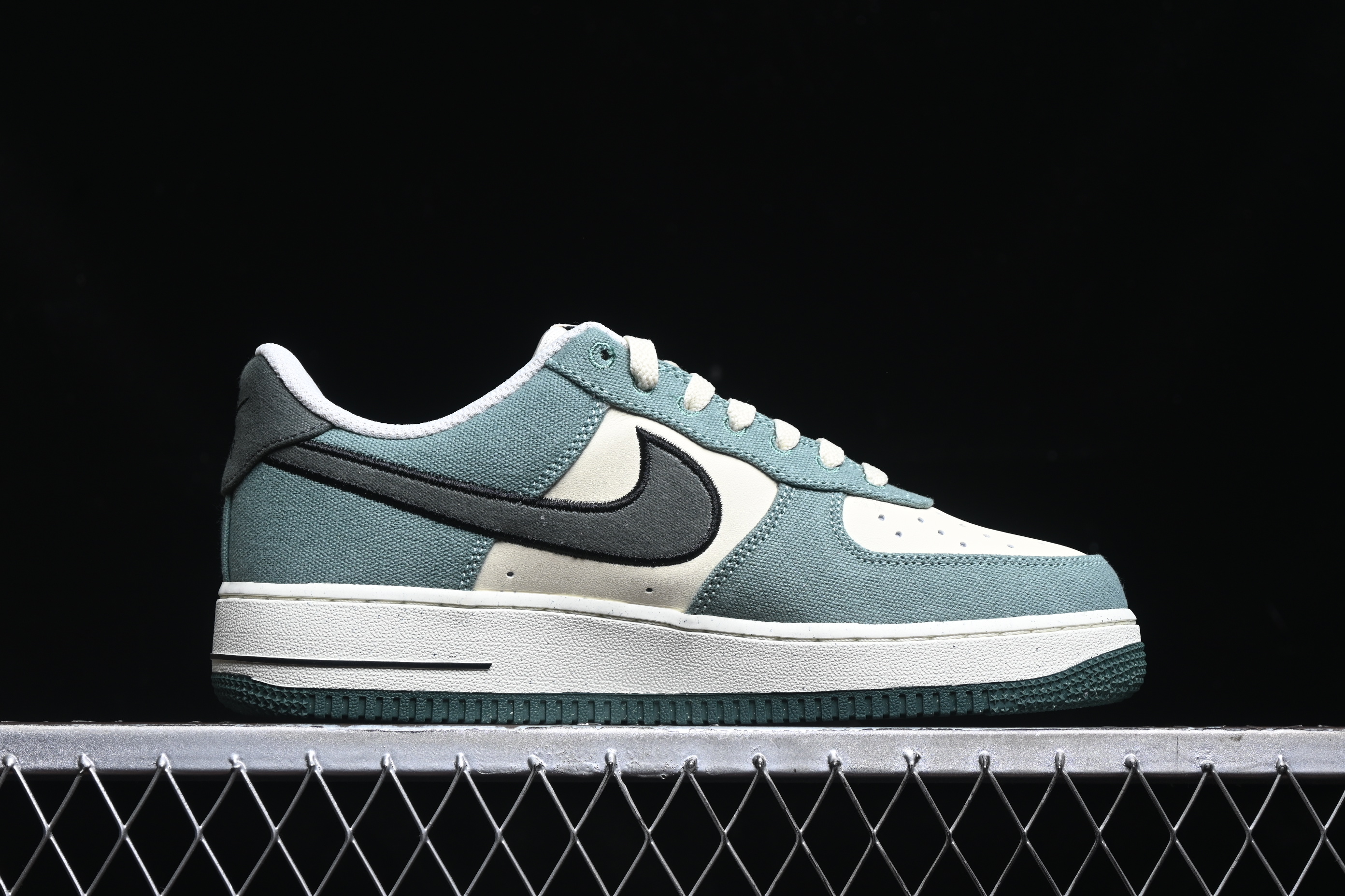 Nk Air Force 1
