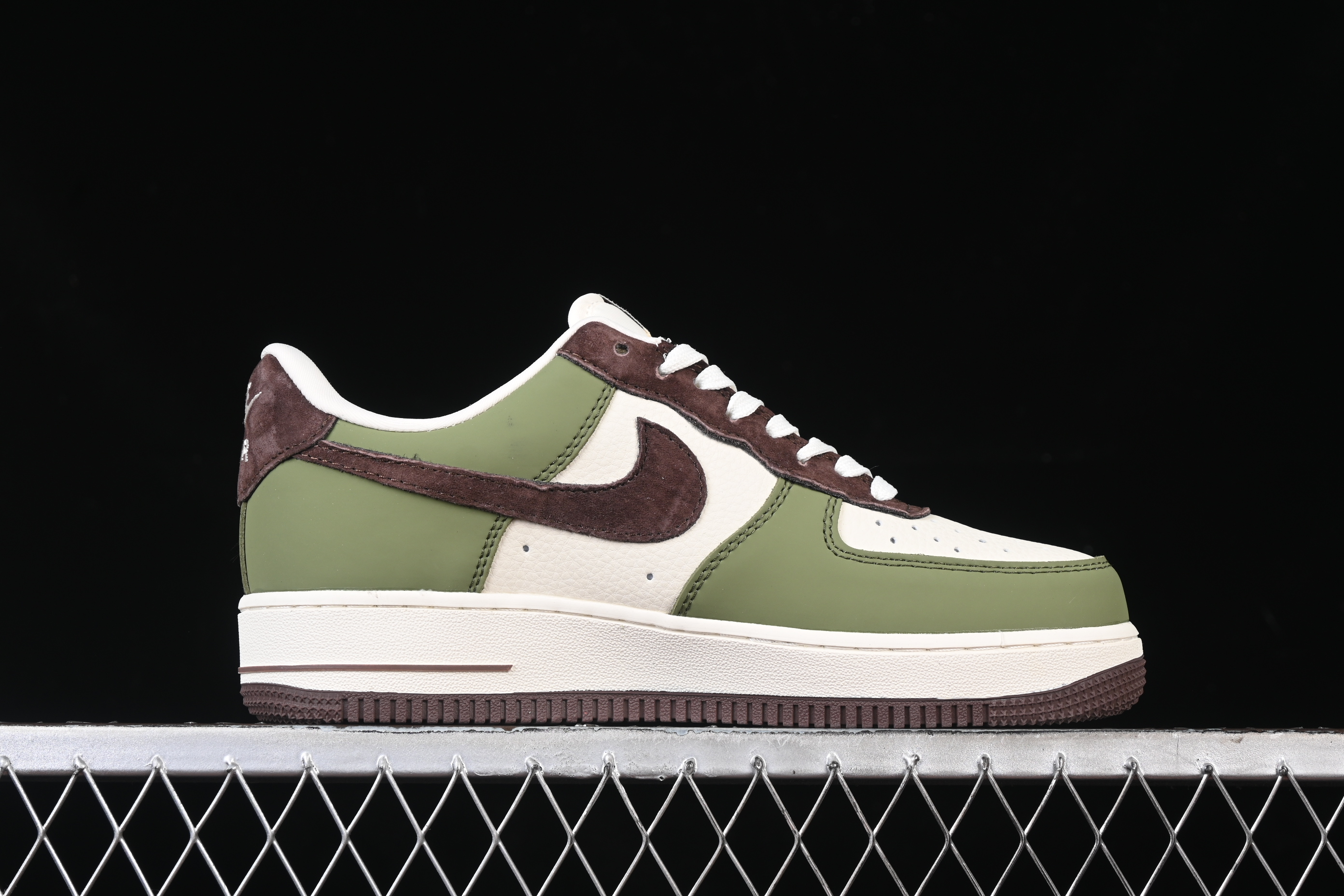 Nk Air Force 1