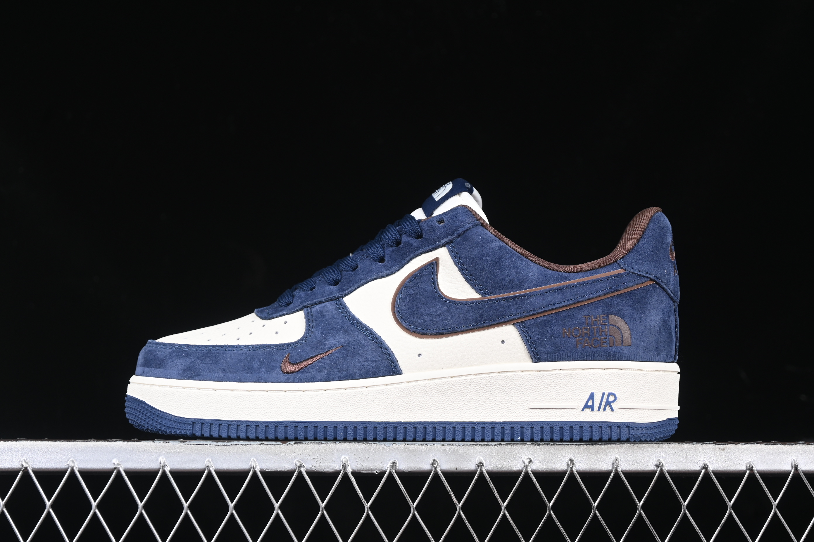 Nk Air Force 1