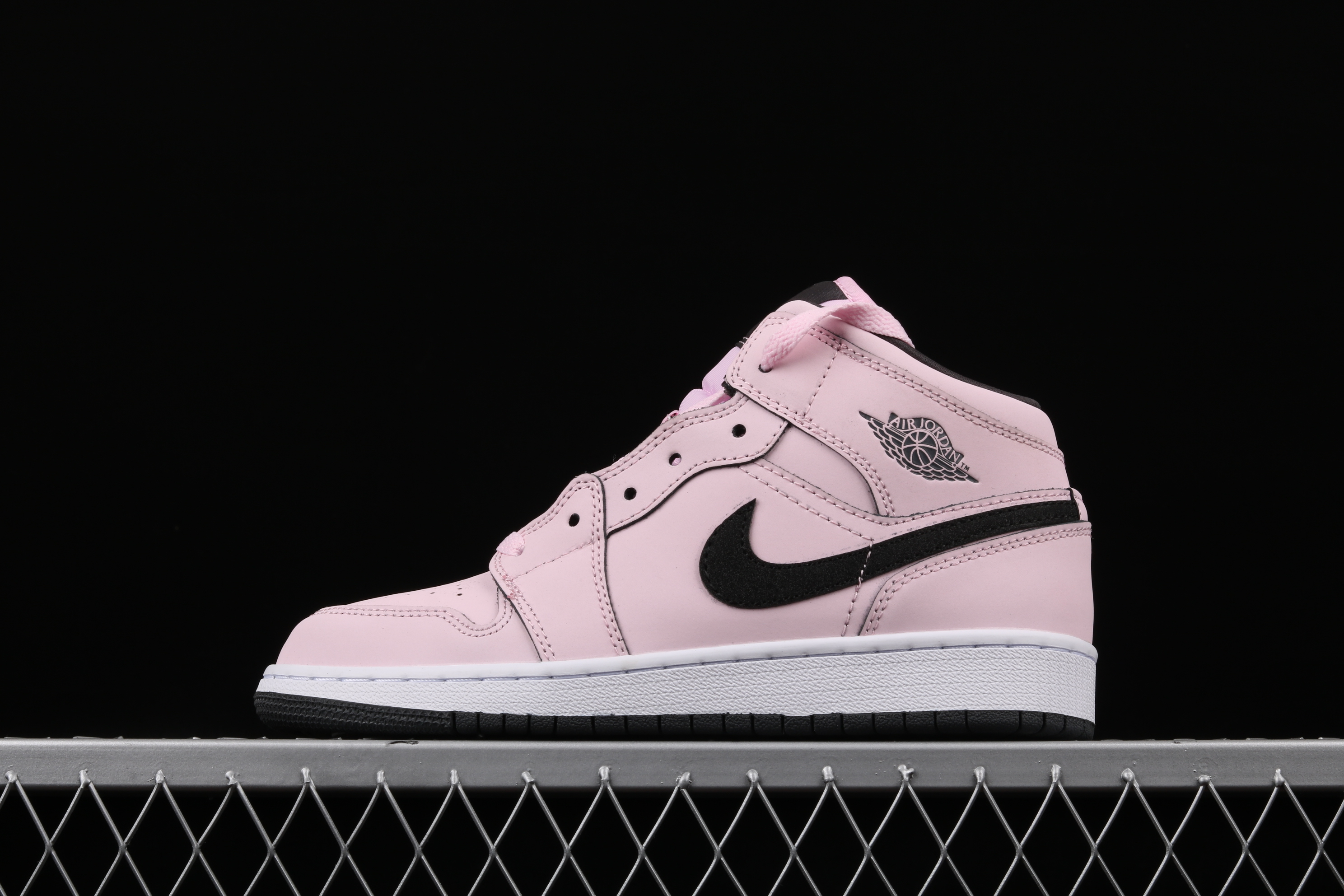 AJ1 Pink