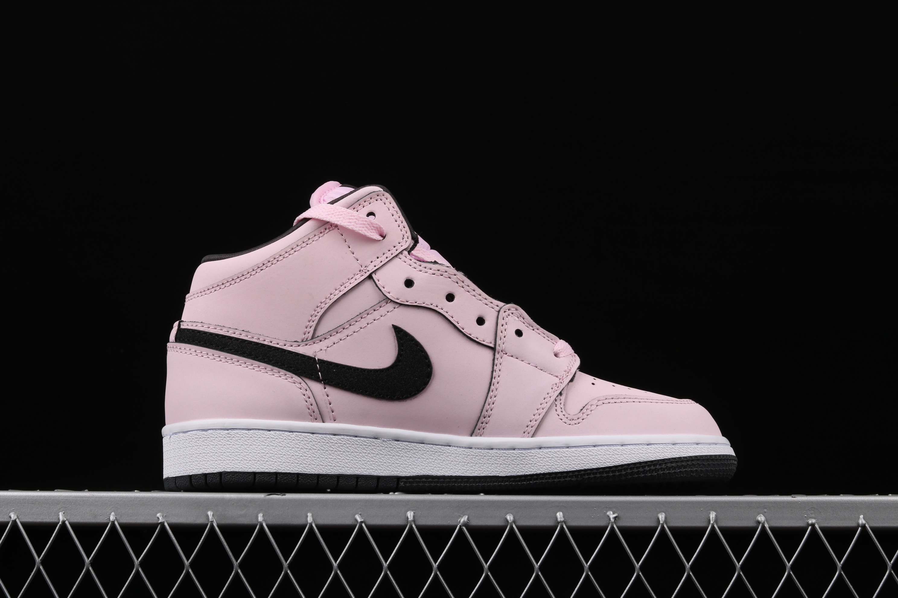 AJ1 Pink