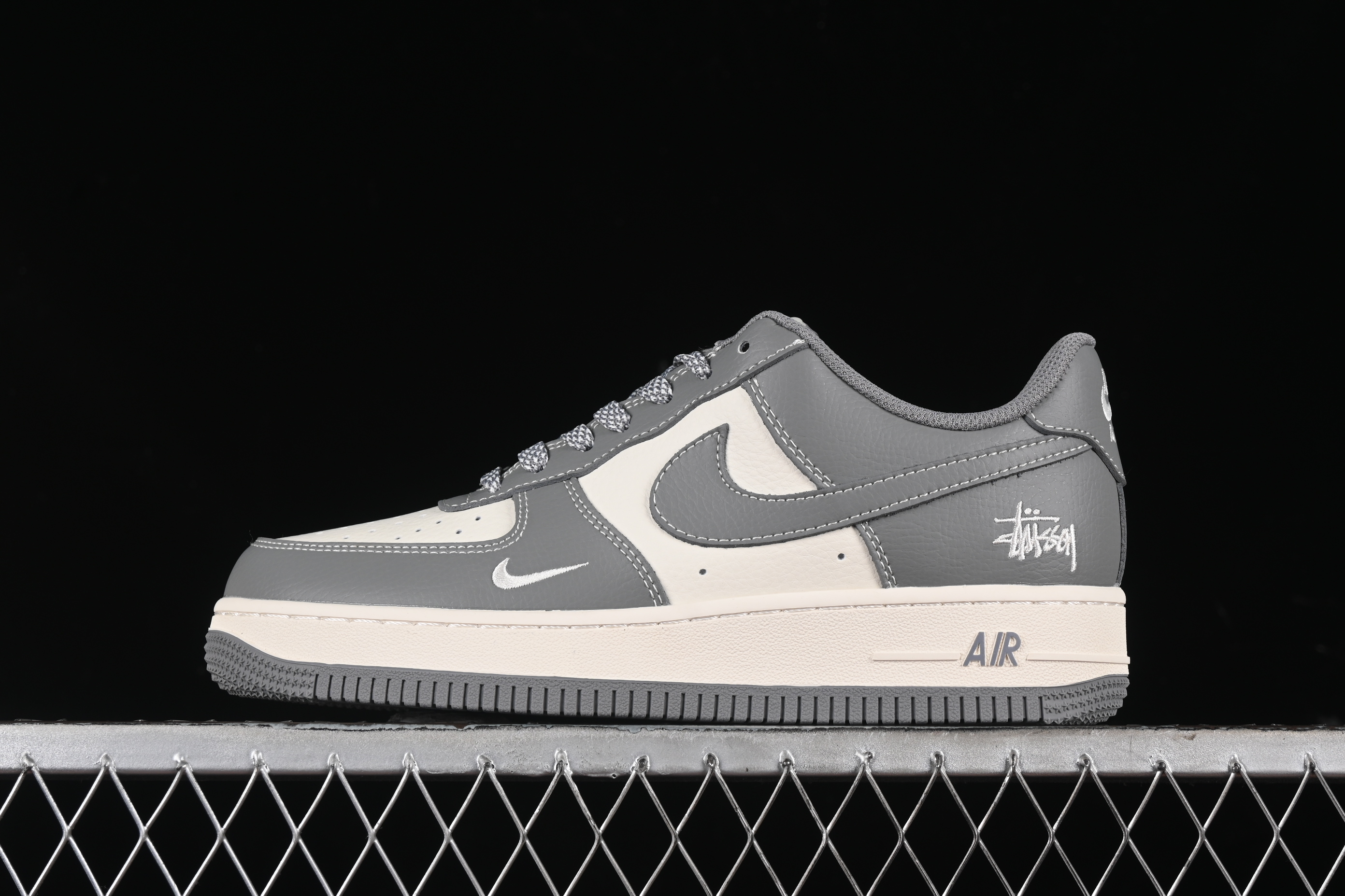 Nk Air Force 1