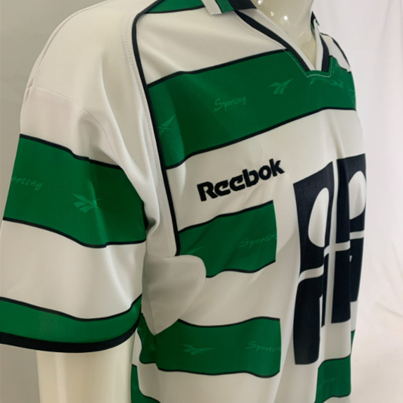 2001-2002 Sporting CP Home Retro Jersey