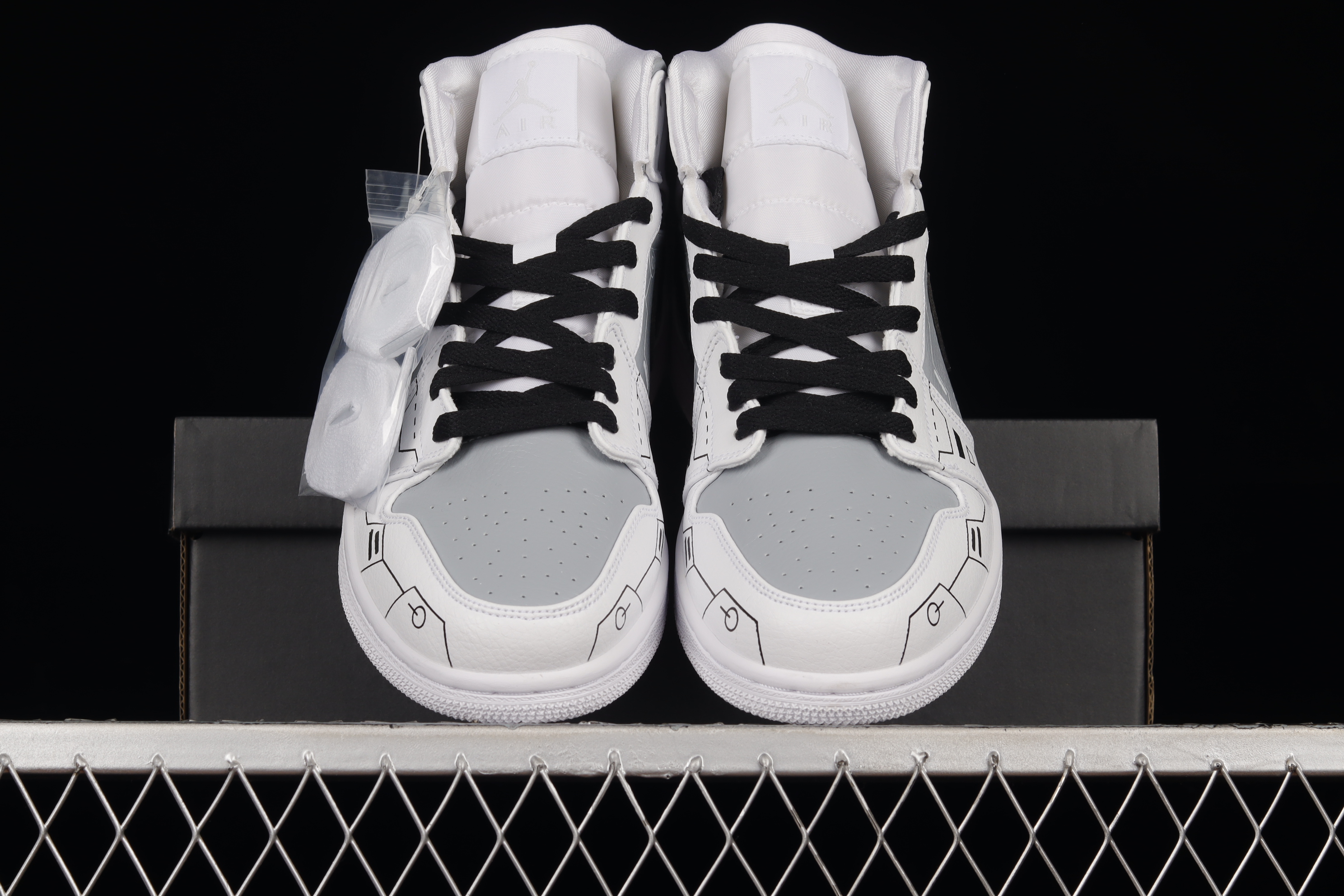 AJ1 Black, White and Grey