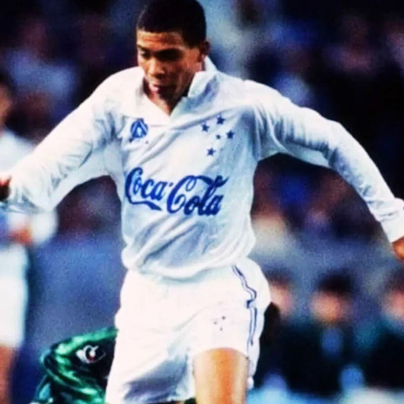 1993-1994 Cruzeiro (MG) Away Retro Jersey