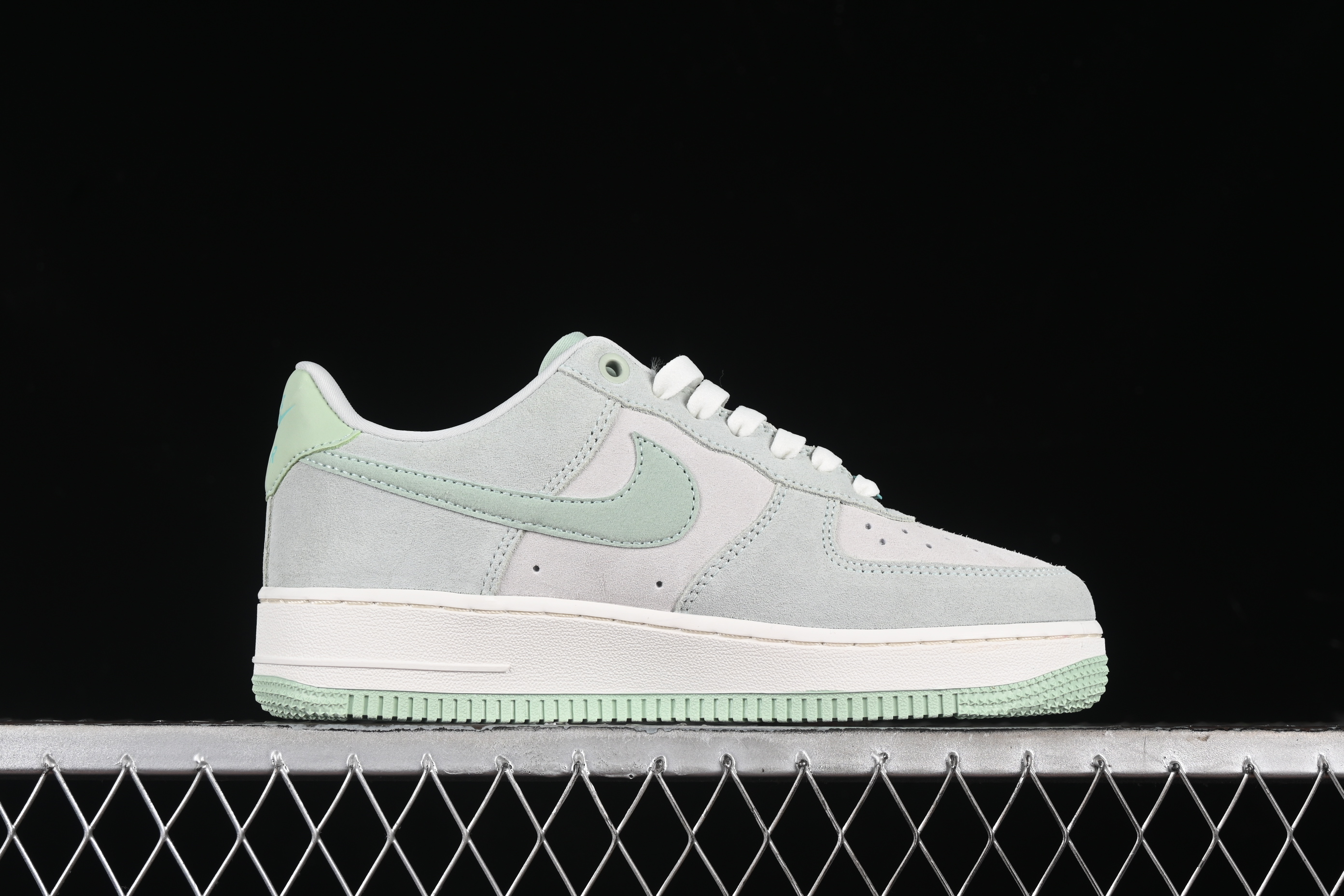 Nk Air Force 1